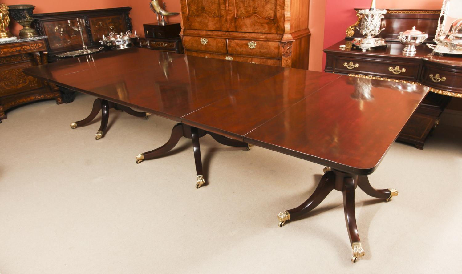 English Antique George III Regency Dining Table with 12 Regency Dining Chairs 19th C
