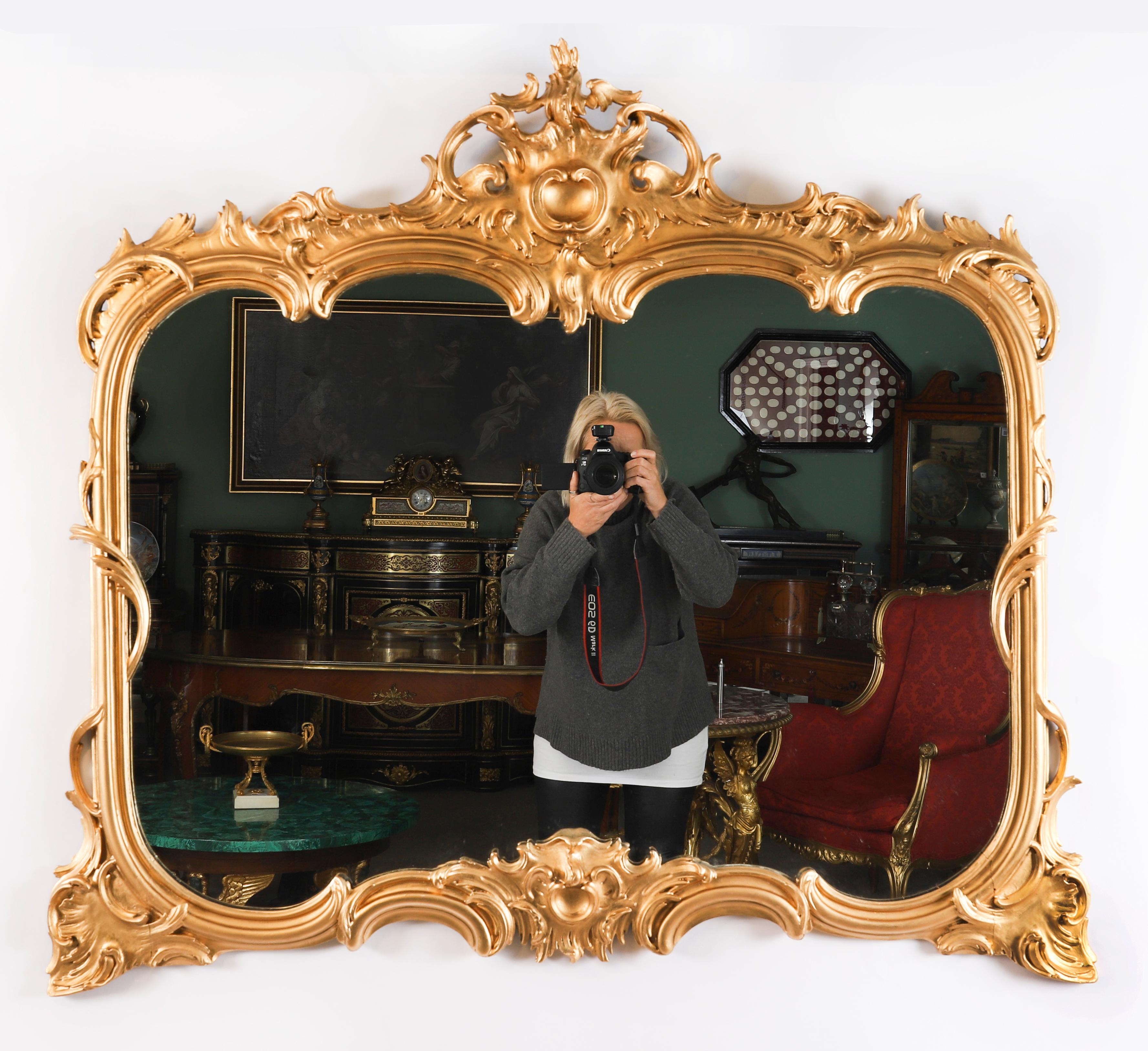 Legno dorato Antique Mirror in legno dorato di Giorgio III Revival del XIX secolo in vendita