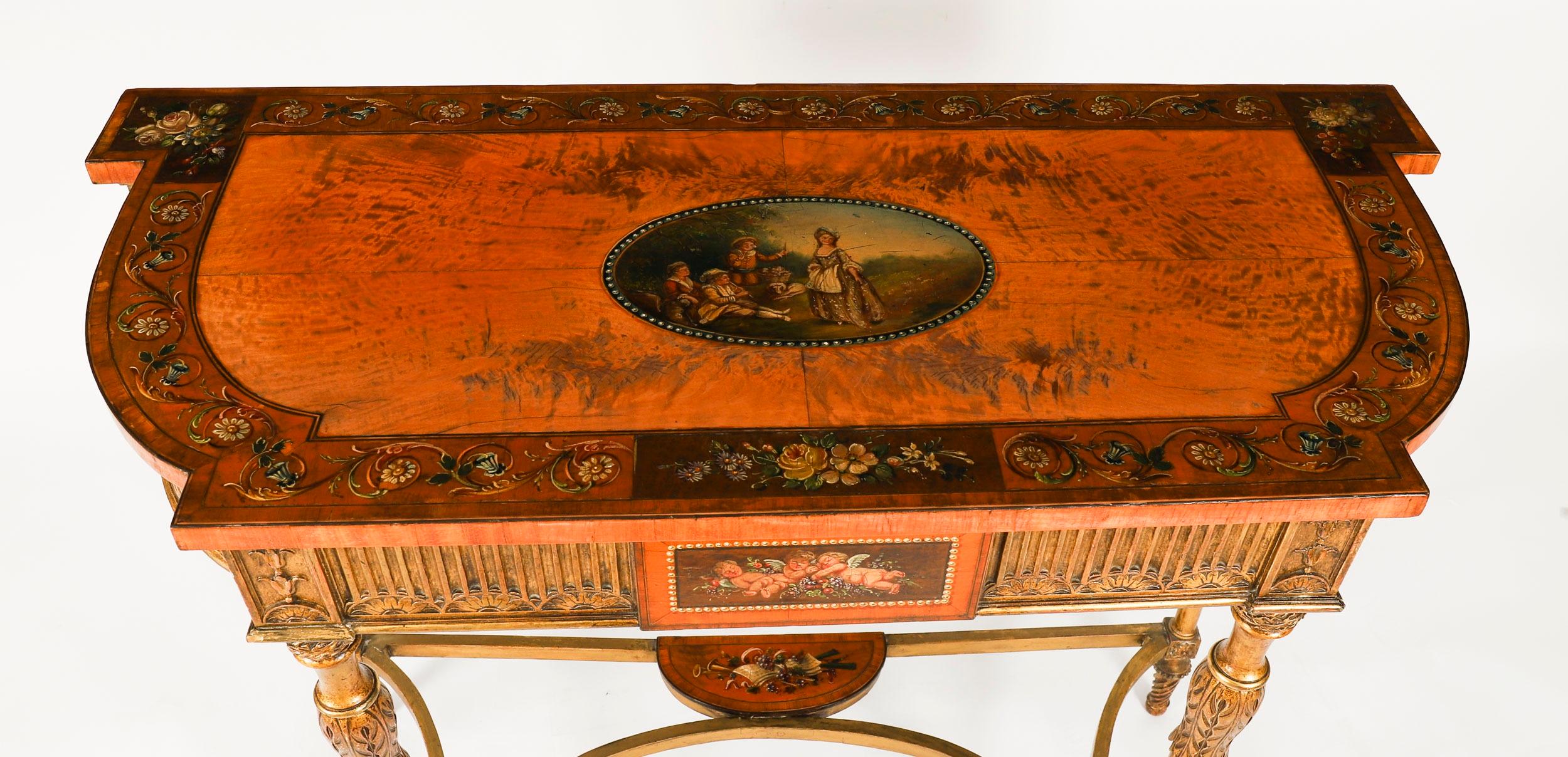 Antigua Mesa Consola Demi-Lune Pintada de Madera Satinada Jorge III Siglo XVIII Inglés en venta