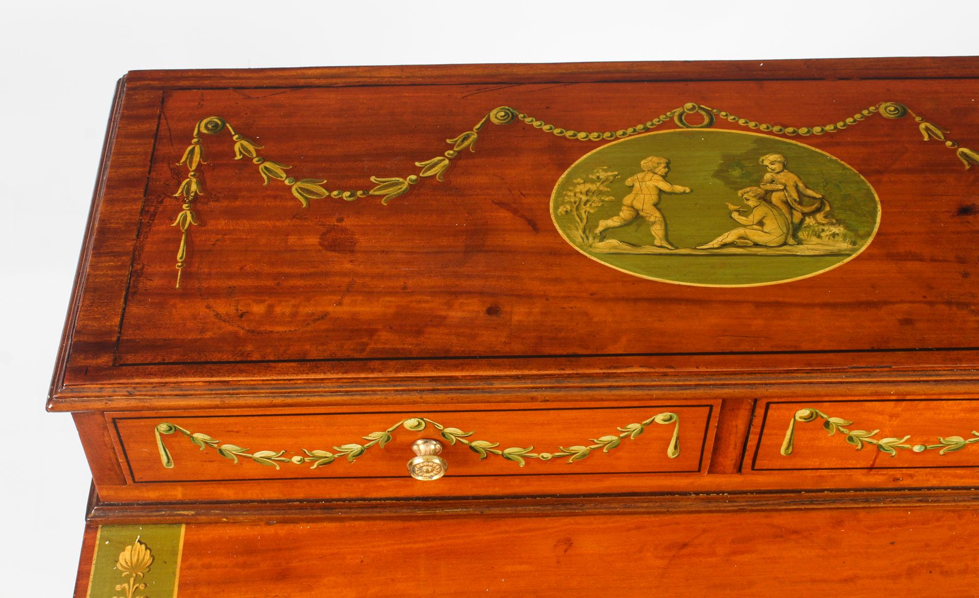 Antique George III Satinwood Cabinet Cheveret Wedgewood Plaques, 19th Century im Zustand �„Gut“ in London, GB