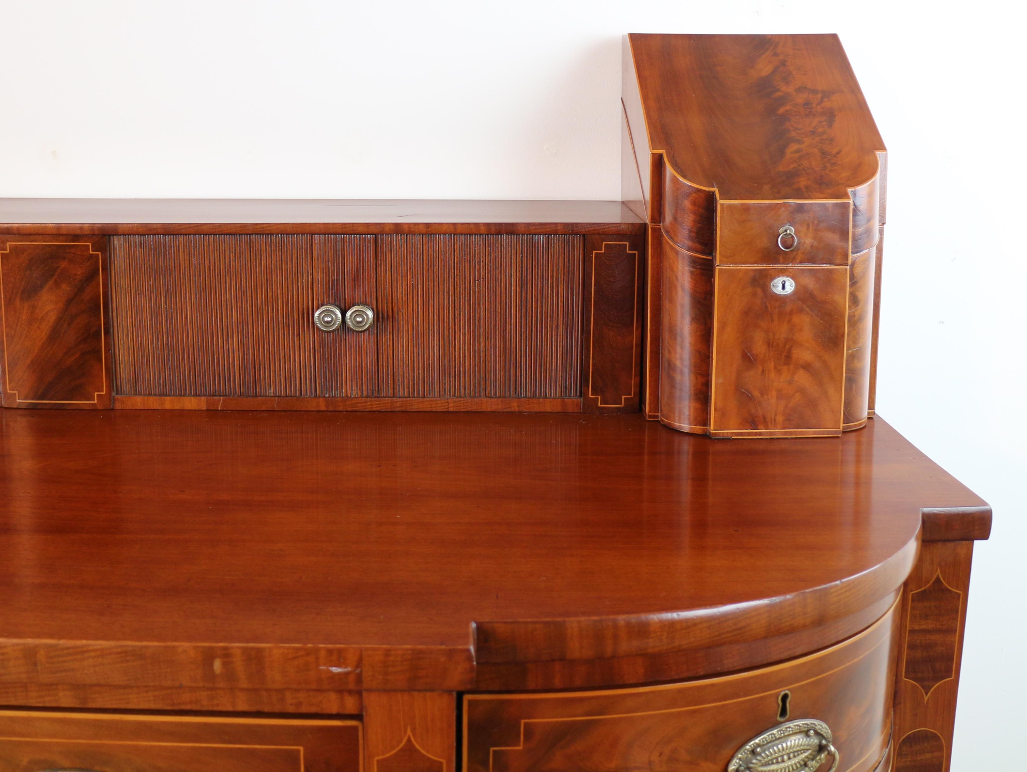 Antikes schottisches Kaminsims-Sideboard aus geflammtem Mahagoni mit Intarsien, George III. im Angebot 1