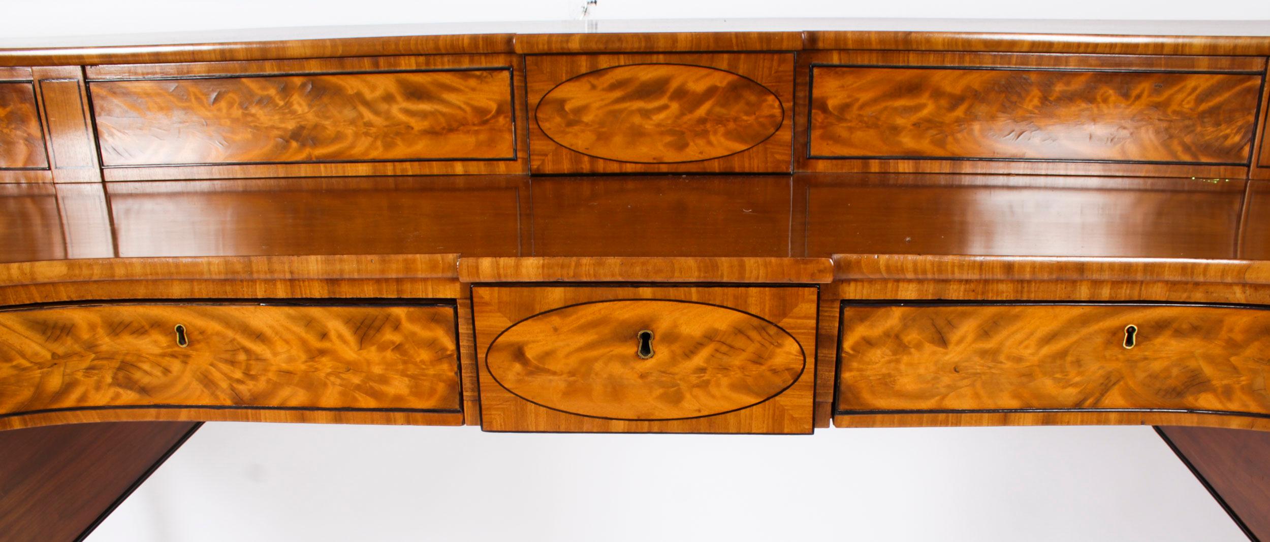 Antique George III Scottish Flame Mahogany Sideboard 19th Century For Sale 6