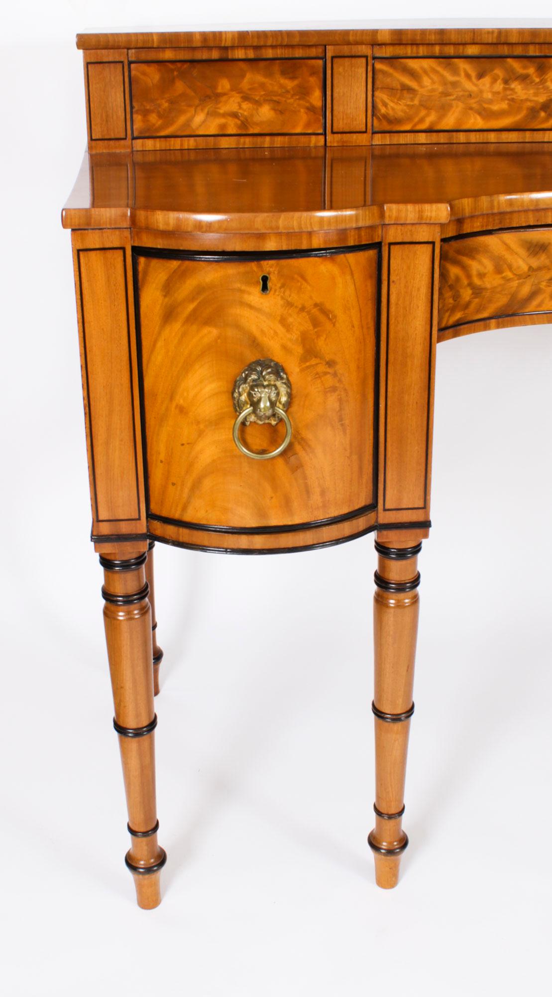 Antikes schottisches Sideboard aus geflammtem Mahagoni im George-III-Stil aus dem 19. Jahrhundert im Angebot 7