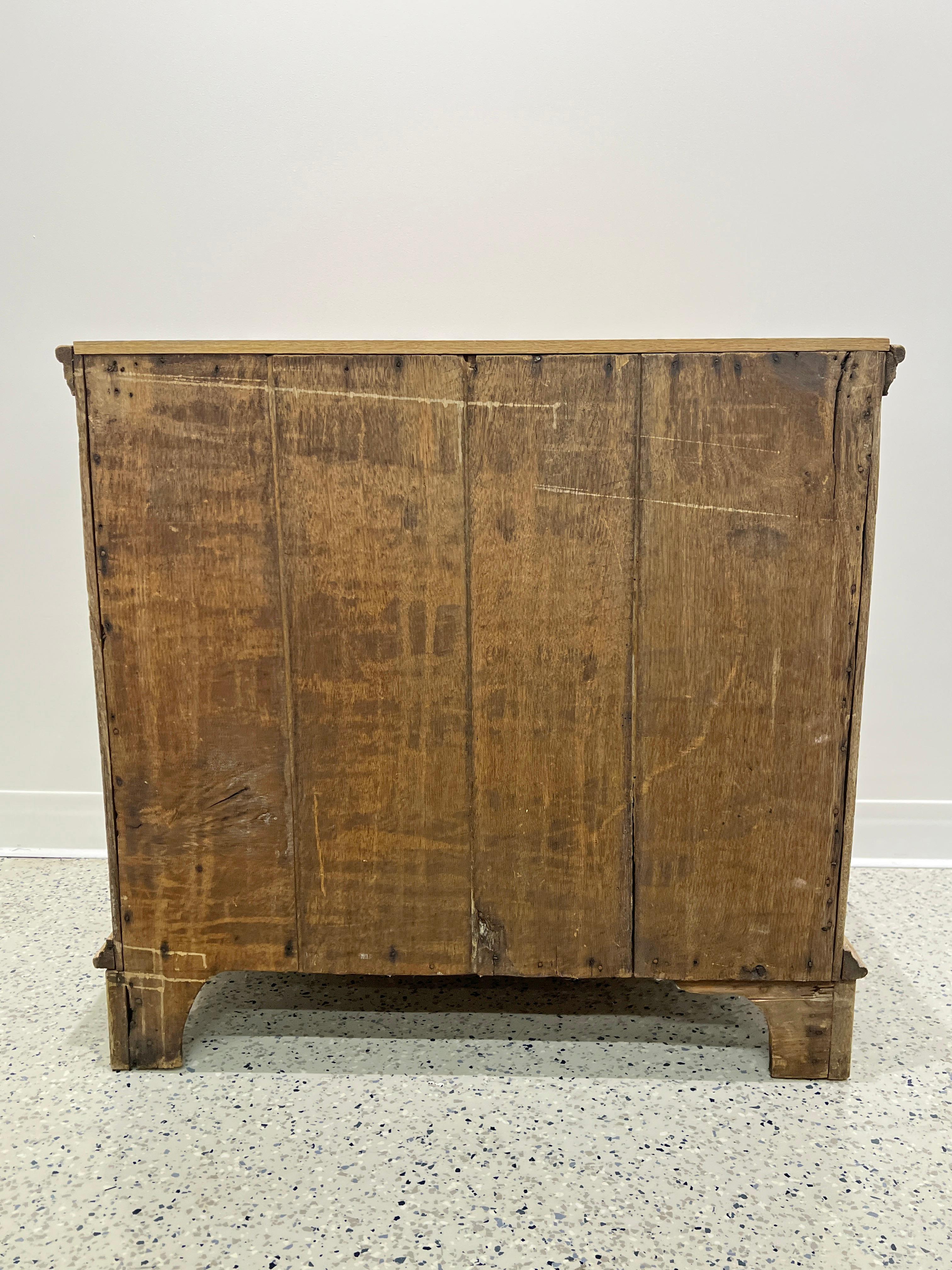 Antique George III Scrubbed Oak Chest, Circa 18th Century For Sale 4