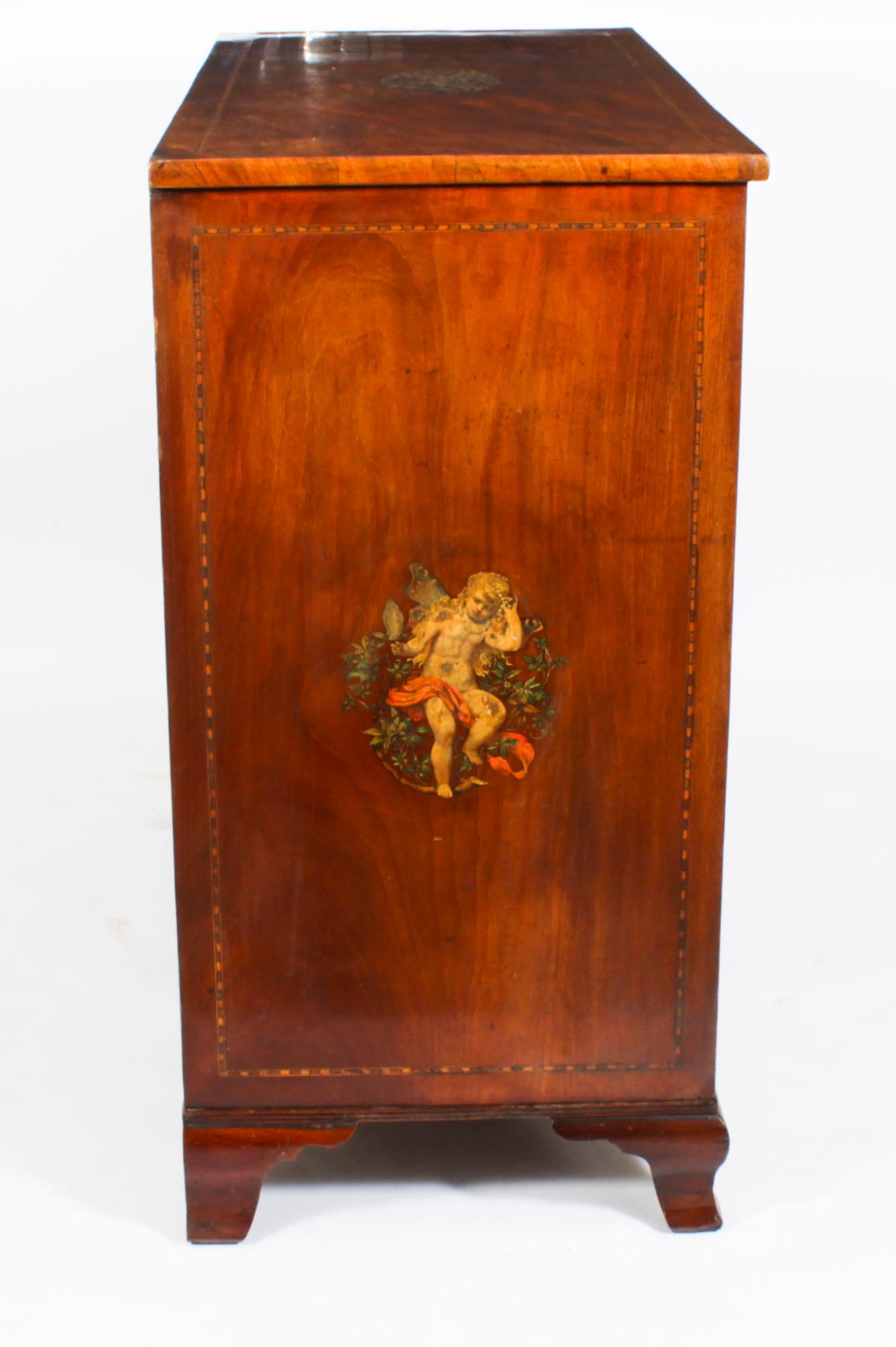 Antike Sheraton-Kommodenschränke, George III., bemalt, spätes 18. Jahrhundert im Angebot 13