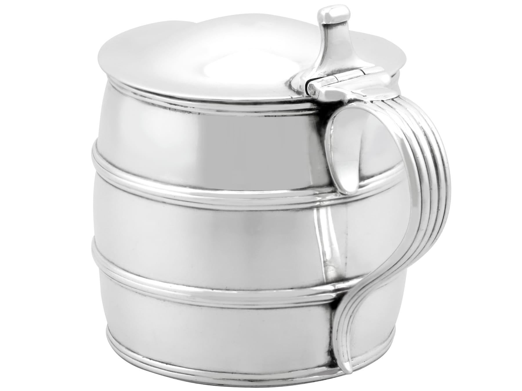 Antique George III Sterling Silver Barrel Shaped Mustard Pot (1798) In Excellent Condition For Sale In Jesmond, Newcastle Upon Tyne