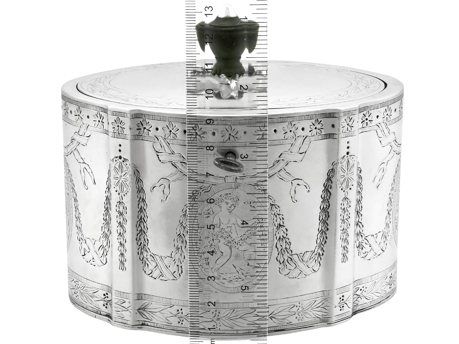 Antique George III Sterling Silver Locking Tea Caddy (1783) For Sale 11
