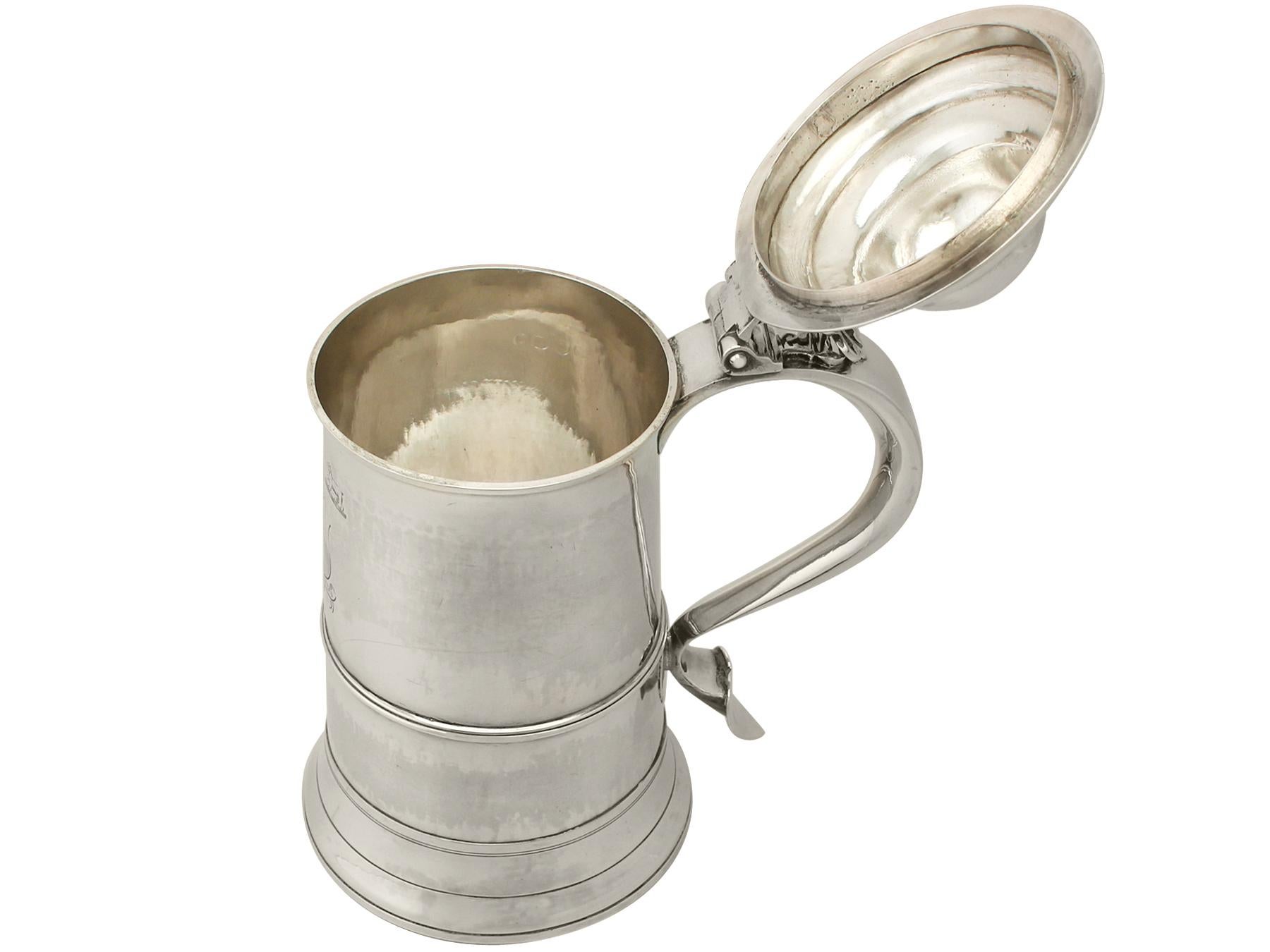 Antique George III Sterling Silver Pint and a Half Tankard In Excellent Condition In Jesmond, Newcastle Upon Tyne