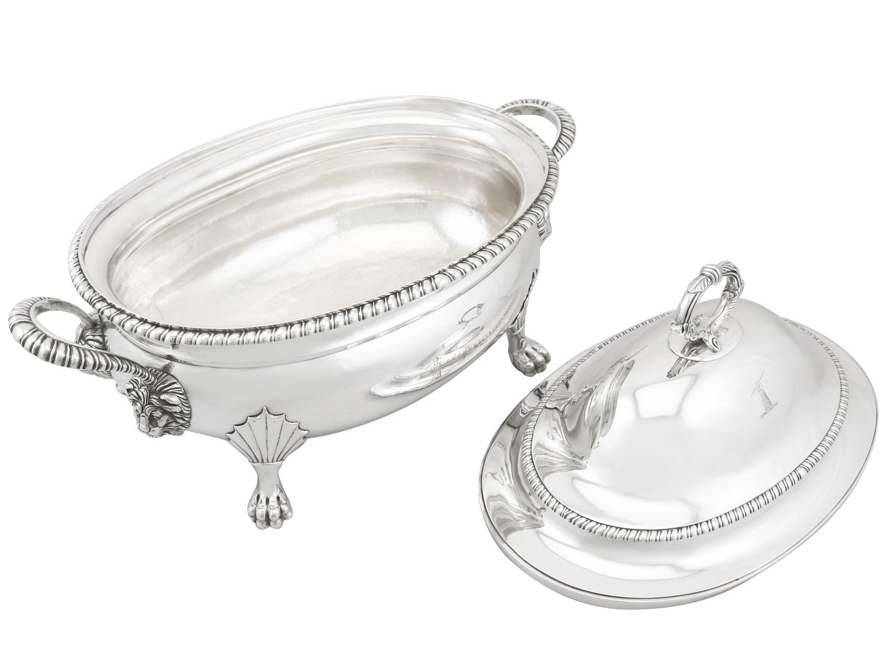 Antique George III Sterling Silver Soup Tureen In Excellent Condition In Jesmond, Newcastle Upon Tyne