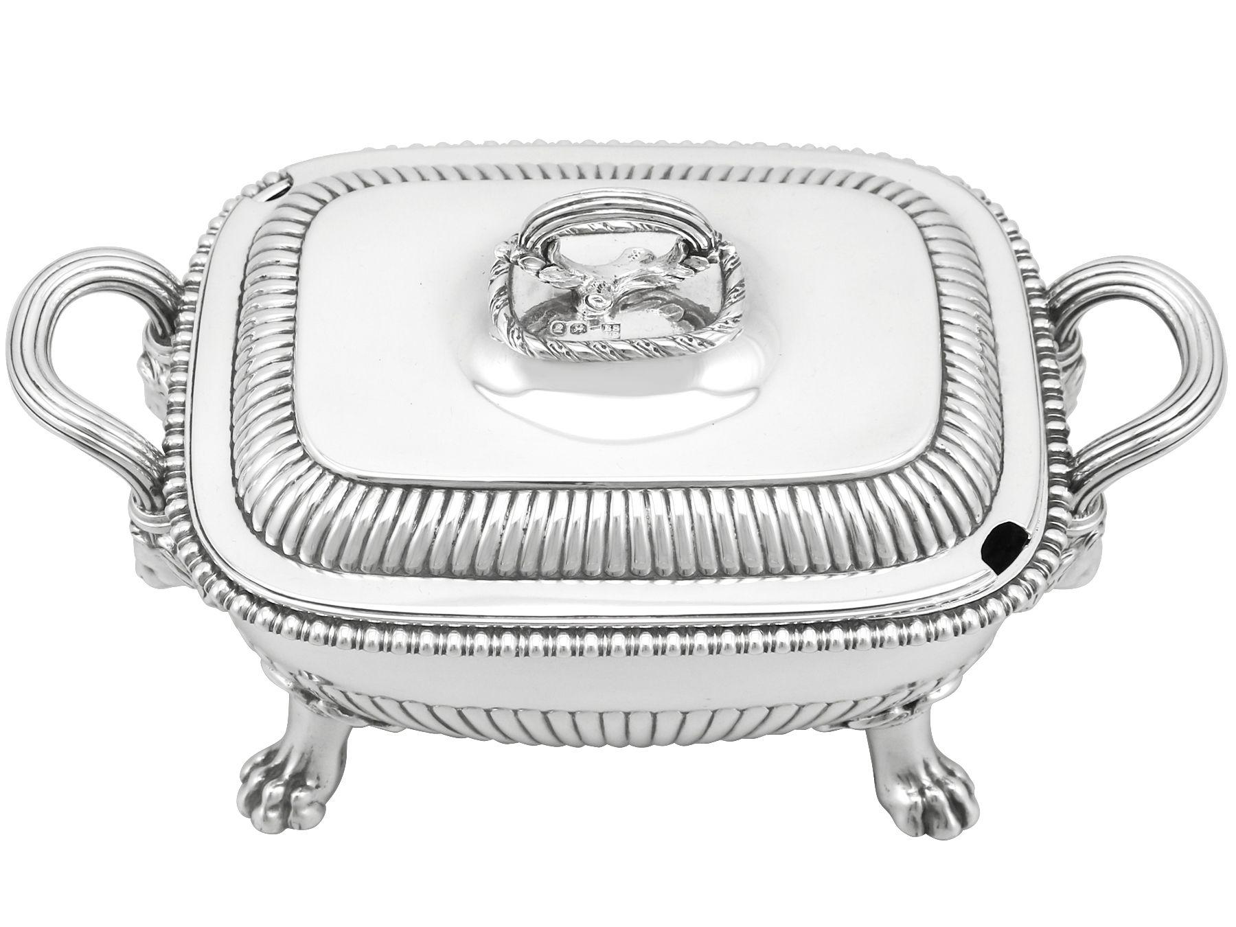 Antique George III Sterling Silver Tureens 1810 In Excellent Condition For Sale In Jesmond, Newcastle Upon Tyne