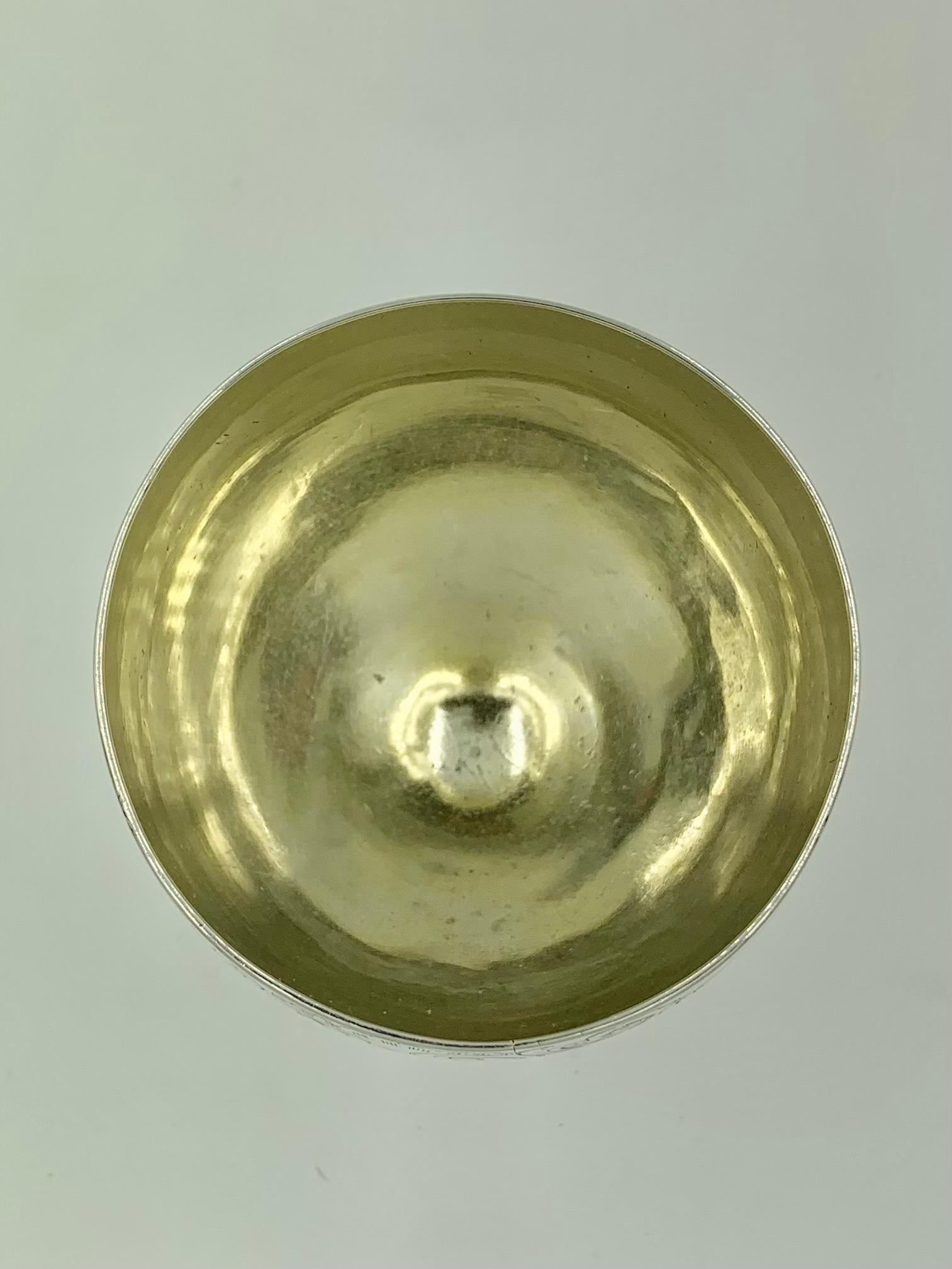 Antique gobelet à vin en argent sterling George III, Londres, Francis Crump, 1770 Bon état - En vente à New York, NY
