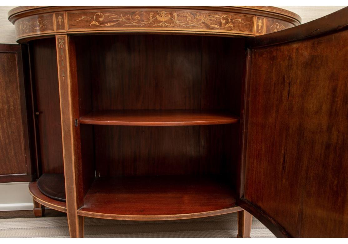 Antique meuble de rangement de style George III en marqueterie de bois de citronnier demi-lune en vente 9