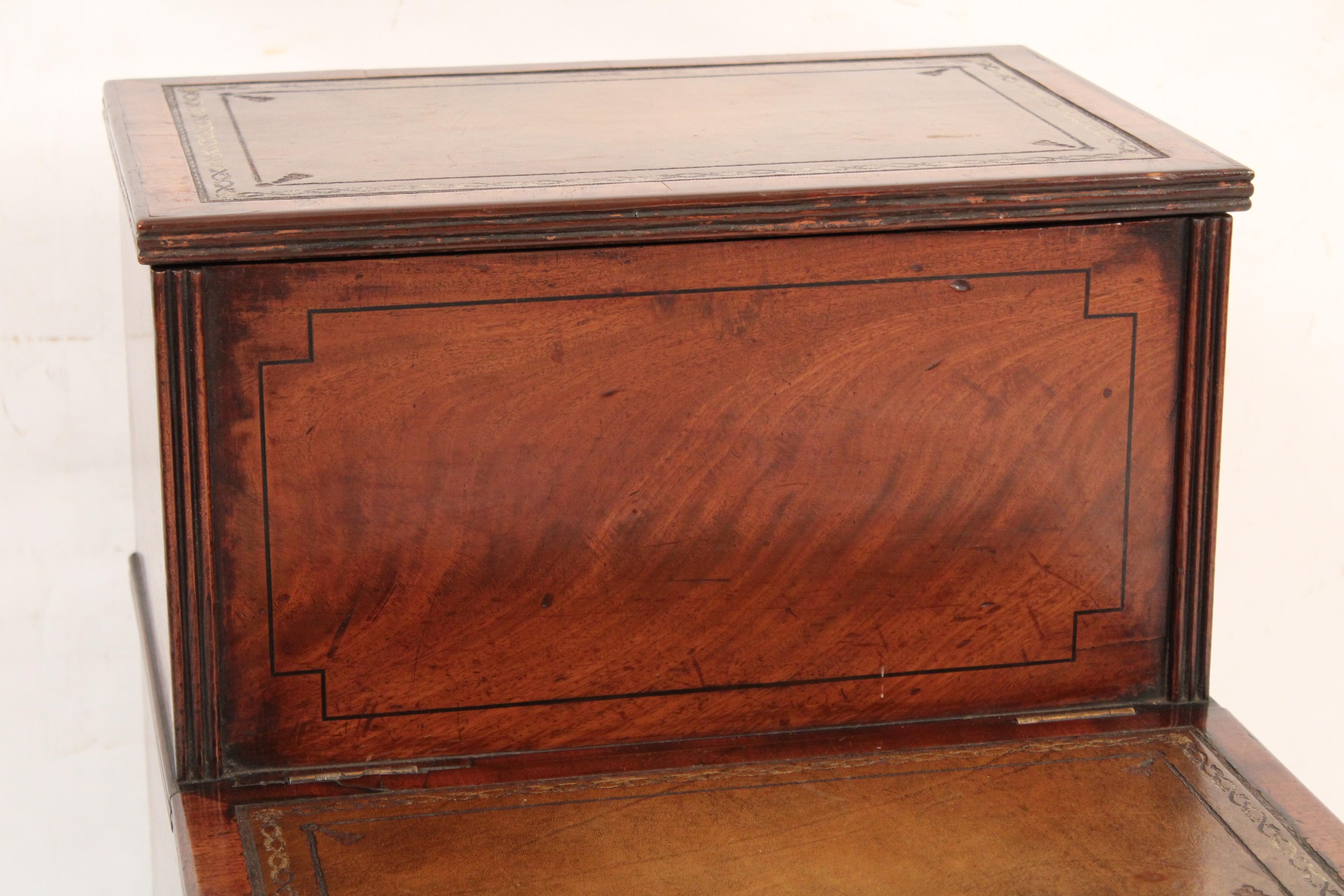 19th Century Antique George III Style Mahogany Bedside Commode For Sale