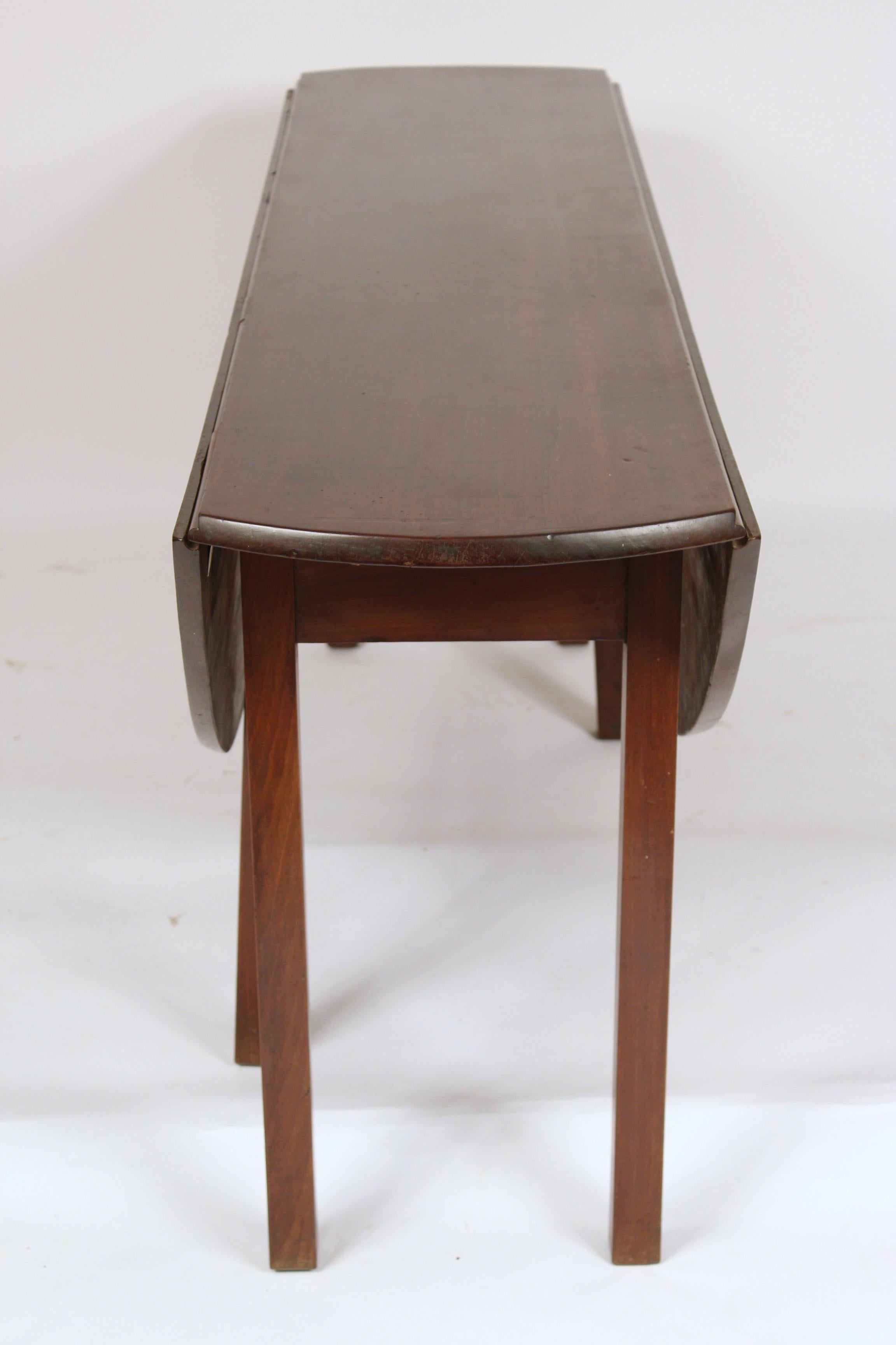 Antique George III Style Mahogany Wake Table In Good Condition In Laguna Beach, CA