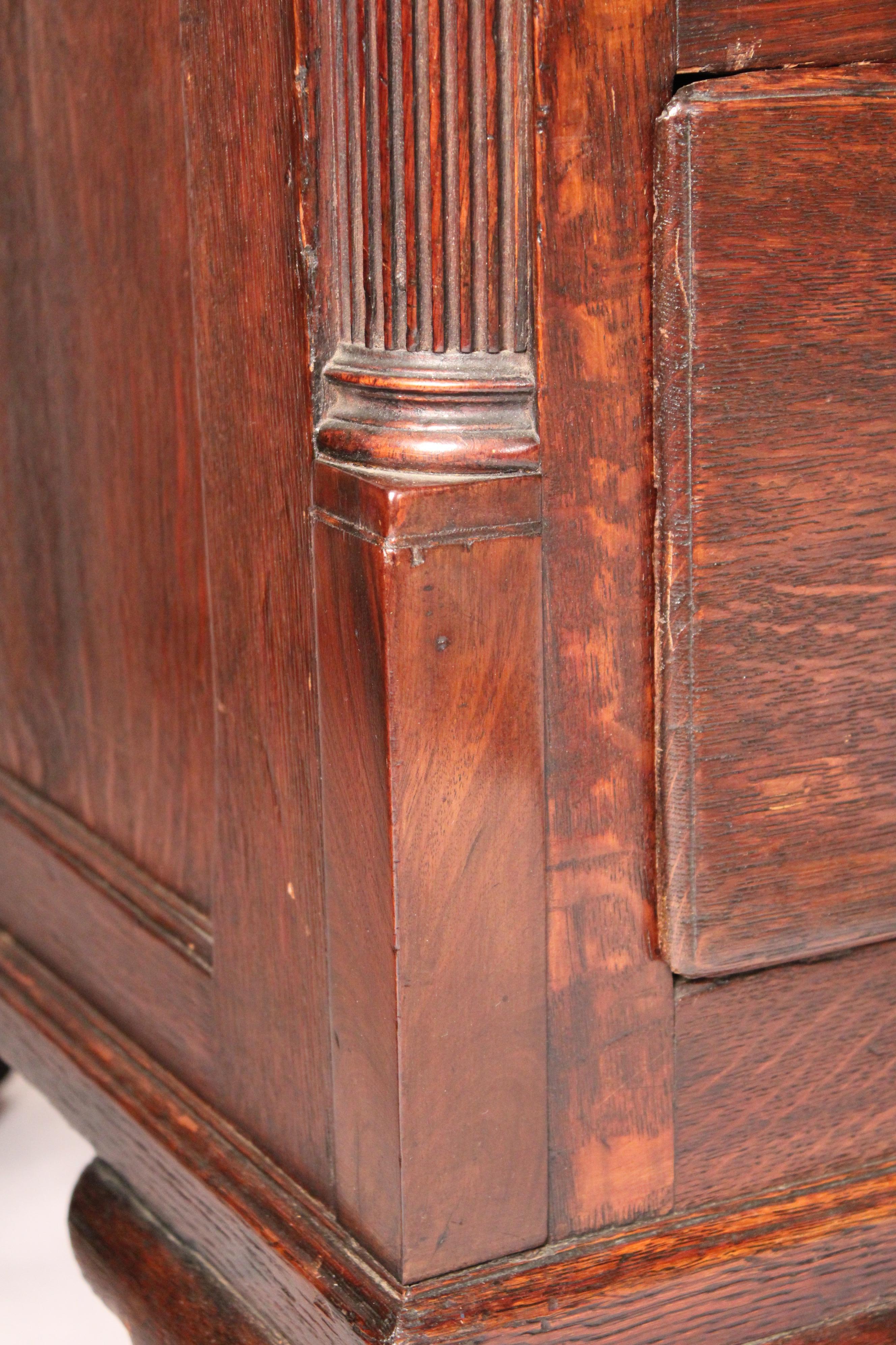 Antique George III Style Oak Mule Chest 6