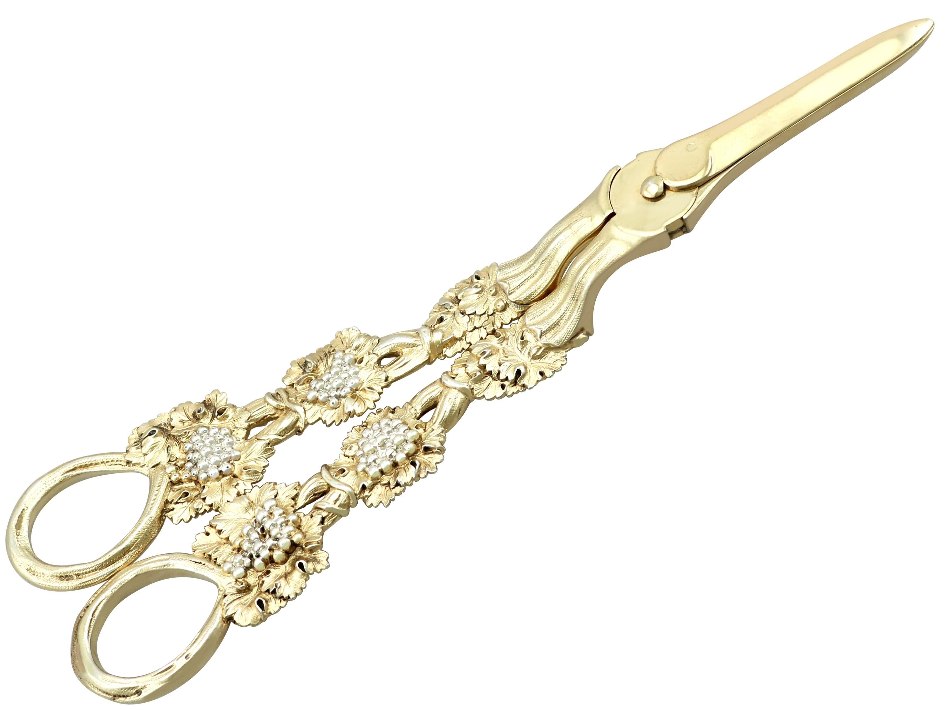 Antique George IV (1827) Sterling Silver Gilt Grape Shears For Sale 1