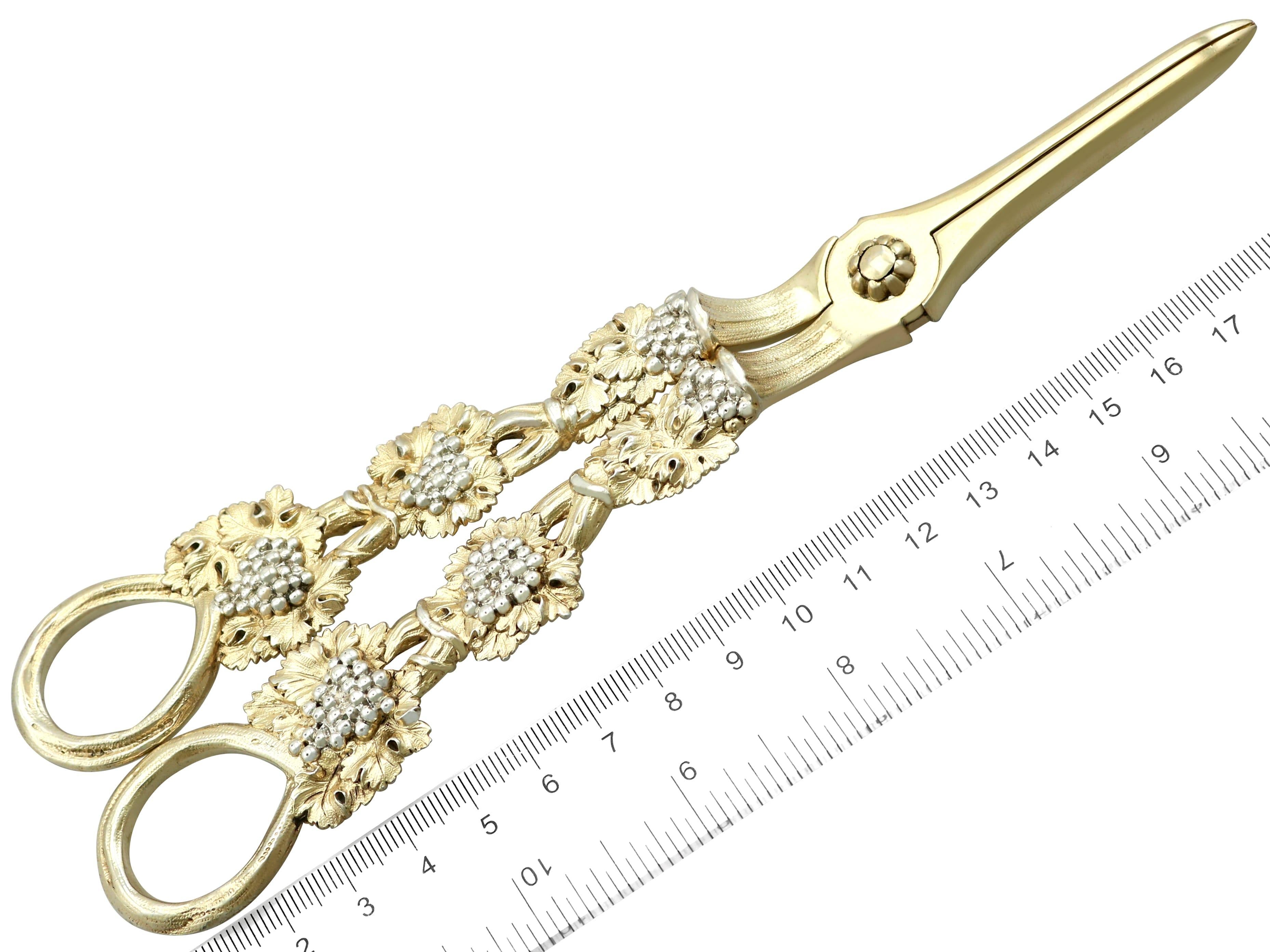 Antique George IV (1827) Sterling Silver Gilt Grape Shears For Sale 3