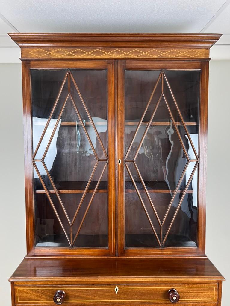 Antique George IV Mahogany Stepback Bookcase c. 1830 For Sale 2