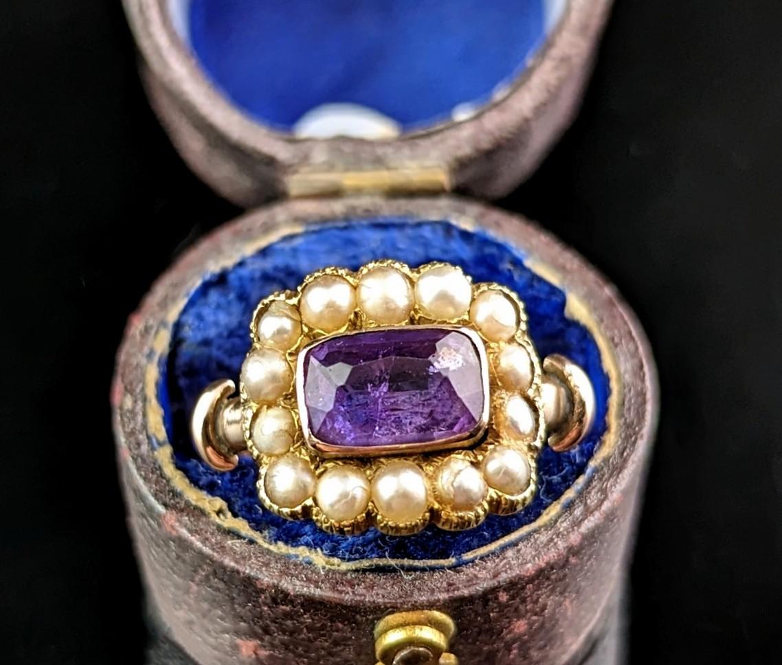 This charming antique George IV Mourning ring is simply beautiful!

At first glance it doesn't appear as a mourning piece and has a cheerful and graceful feel to it.

This has so many elements of earlier Georgian styling to it, borrowing it's design