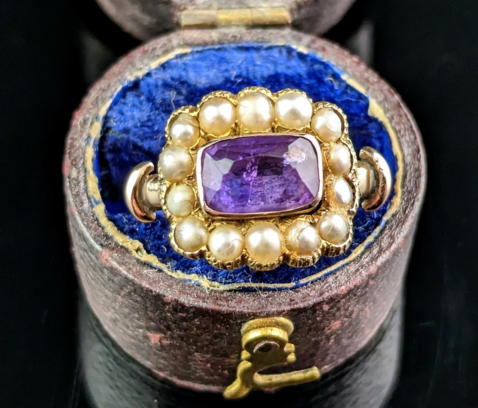Antique George IV Mourning Ring, Amethyst and Pearl In Good Condition In NEWARK, GB