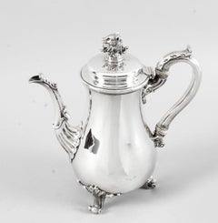 Antique George IV Silver Coffee Pot by Paul Storr London, 1826, 19th Century