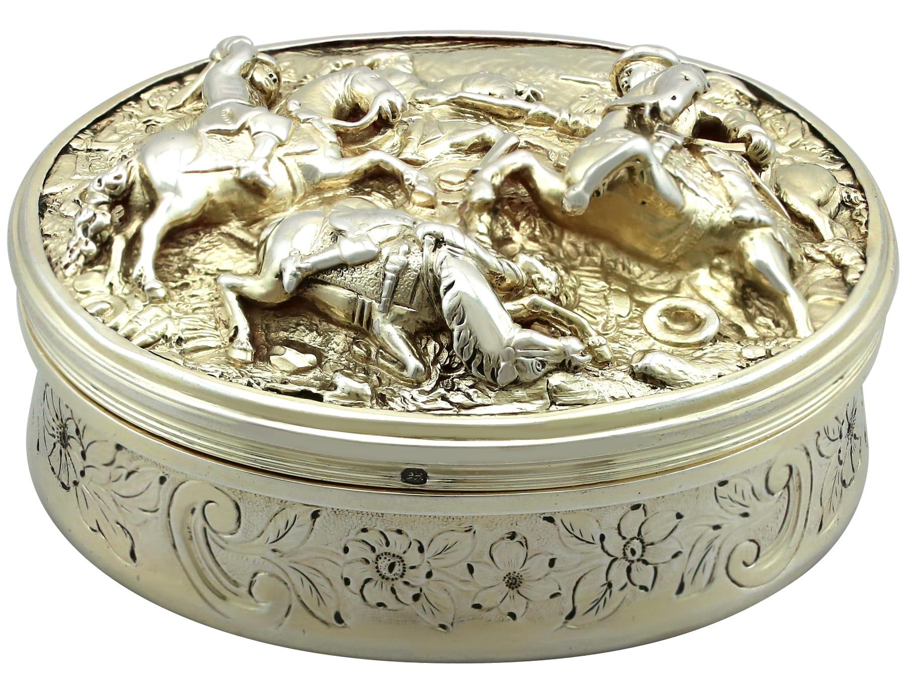 Inizio XIX secolo Antica tabacchiera da tavolo in argento dorato di Edward Farrell (1824) in vendita