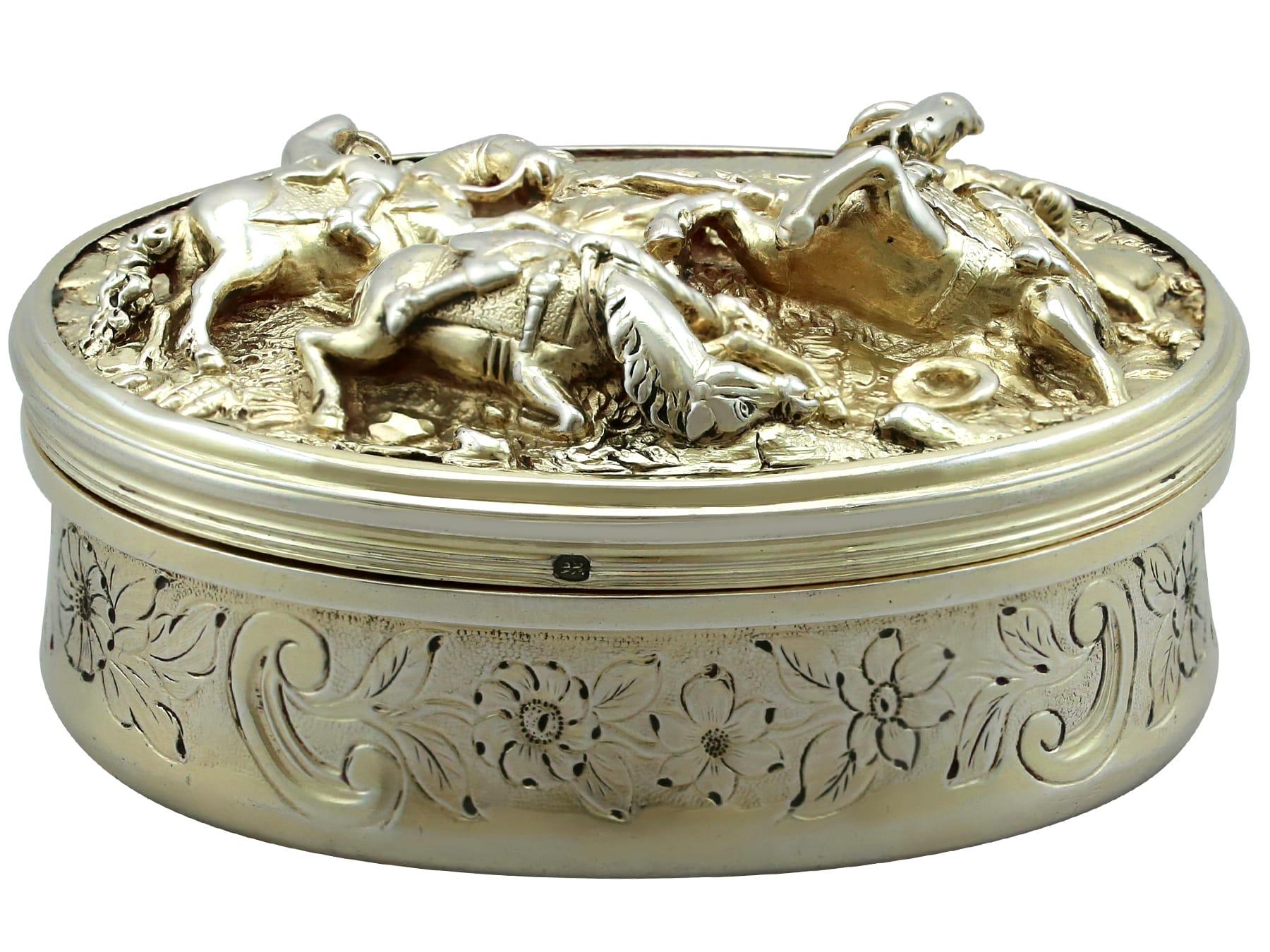 Argento 925 Antica tabacchiera da tavolo in argento dorato di Edward Farrell (1824) in vendita