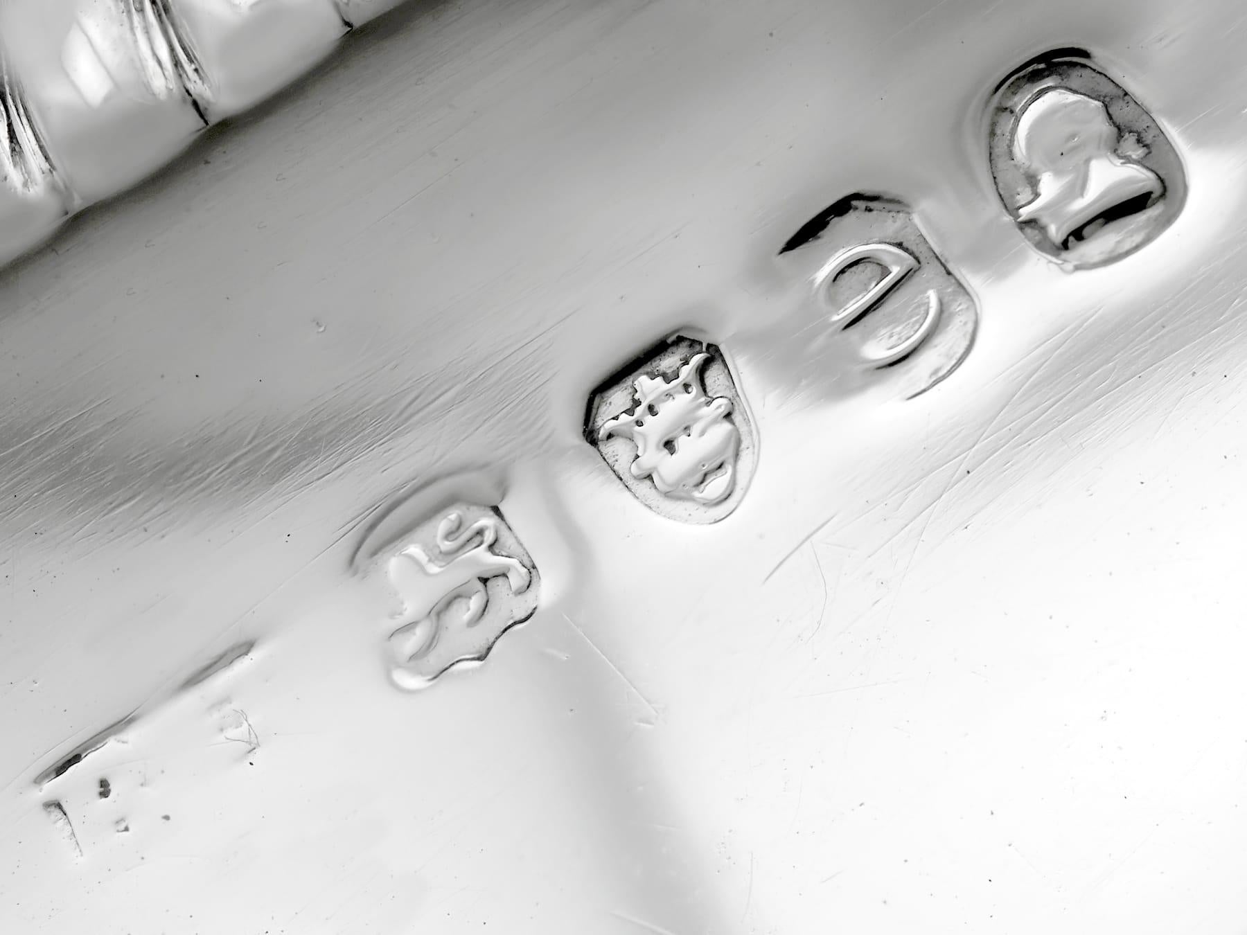 Antico vaso di senape in argento sterling di Giorgio IV in vendita 2