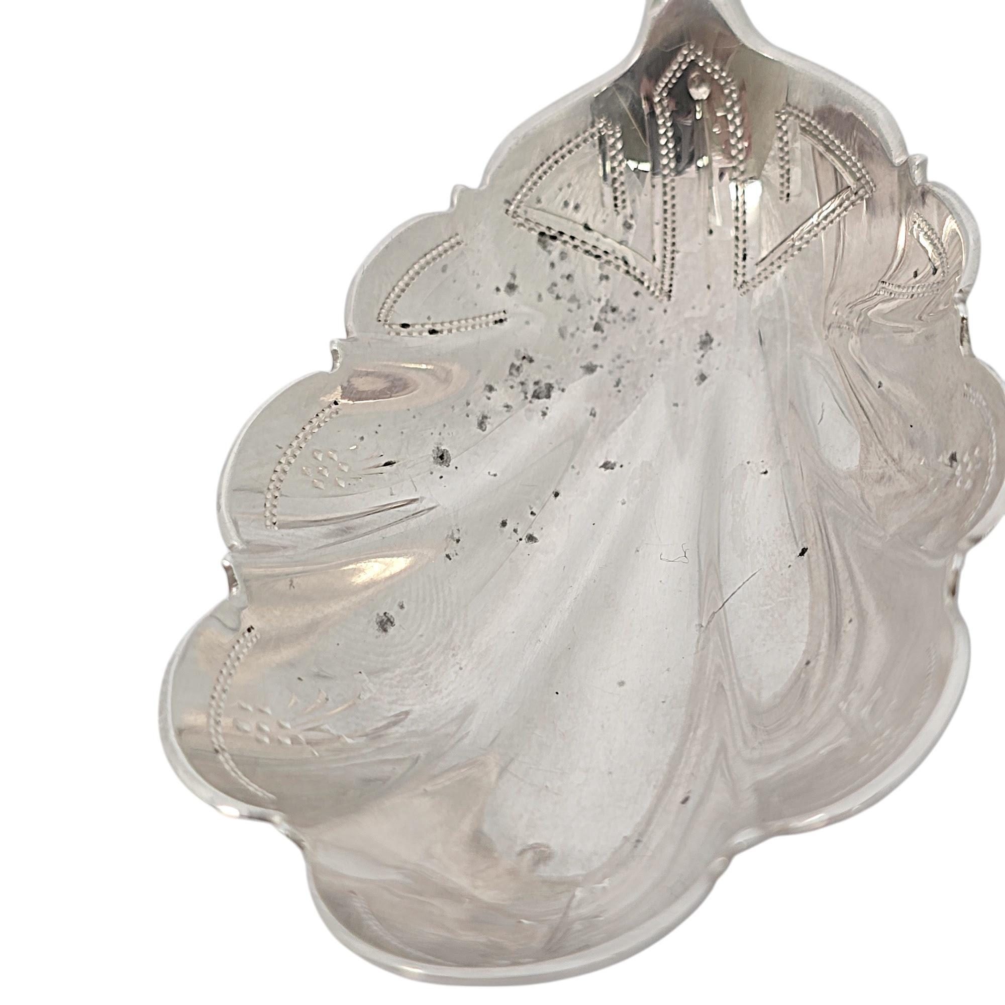 Antico George Sharp in argento Sterling Ornamental Ball Berry Spoon w/Mono #19865 in vendita 2