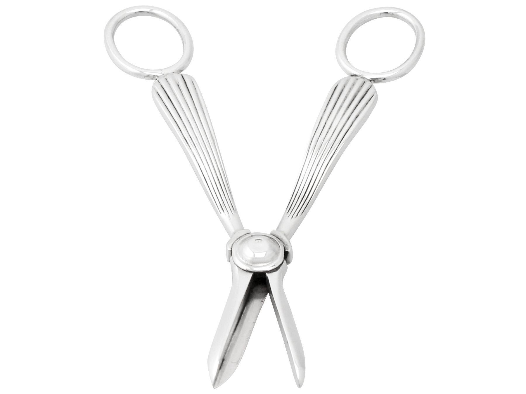 Other Antique George V 1923 English Sterling Silver Grape Scissors For Sale