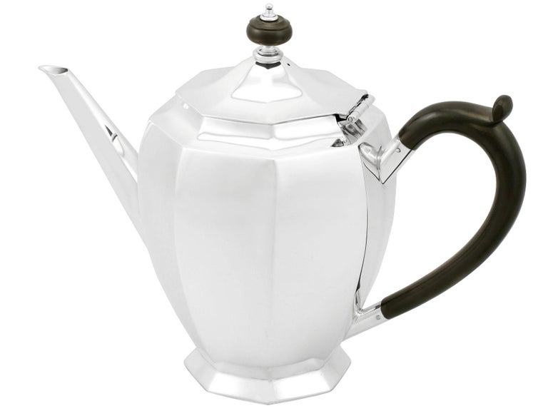 Mid-20th Century Antique George v 1930s Sterling Silver Teapot by Roberts & Belk Ltd For Sale