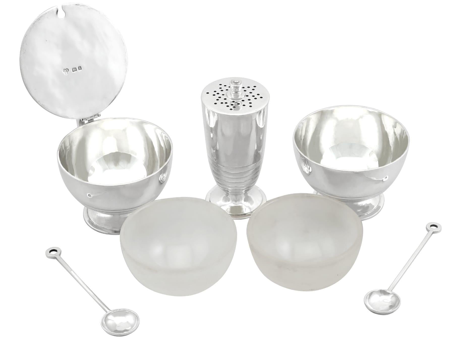 Art Déco Antico set di condimenti in argento Sterling Art Deco di Giorgio V (1931) in vendita