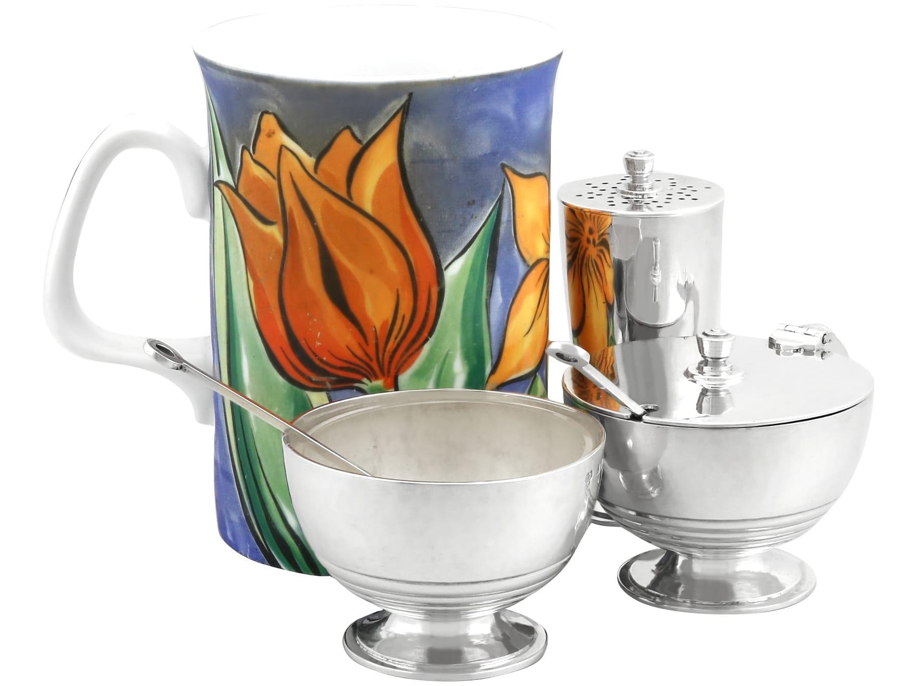 Inglese Antico set di condimenti in argento Sterling Art Deco di Giorgio V (1931) in vendita