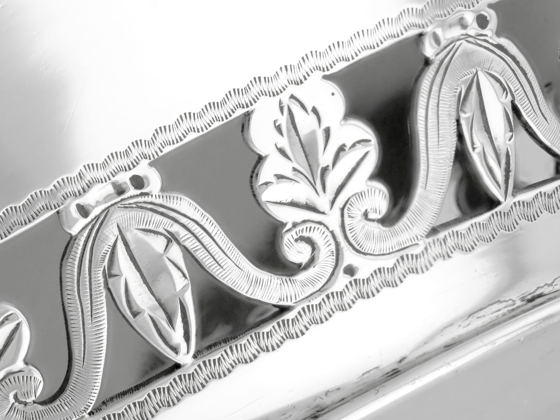 Inizio XX secolo Antico piatto da pane in argento sterling Giorgio V (1910) in vendita