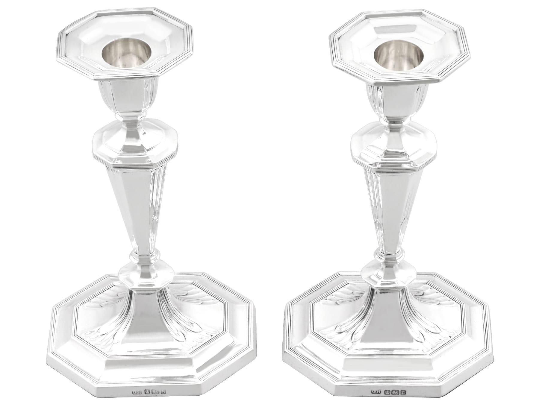 Antique George V Sterling Silver Candlesticks (1912) For Sale 1