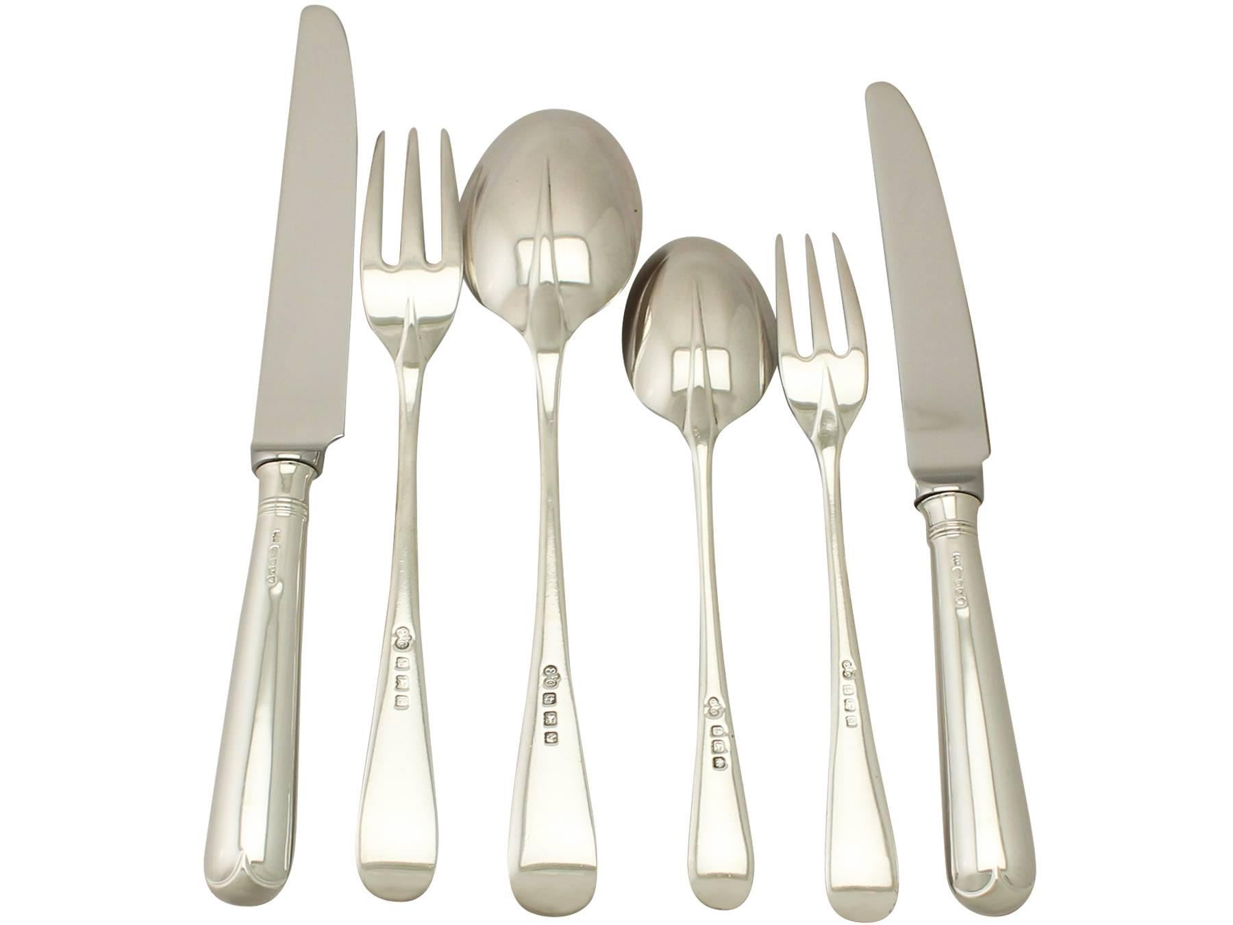 An exceptional, fine and impressive antique George V English sterling silver straight Hanoverian Rat Tail pattern canteen of cutlery for ten persons; an addition to our antique flatware sets.

The pieces of this exceptional antique George V