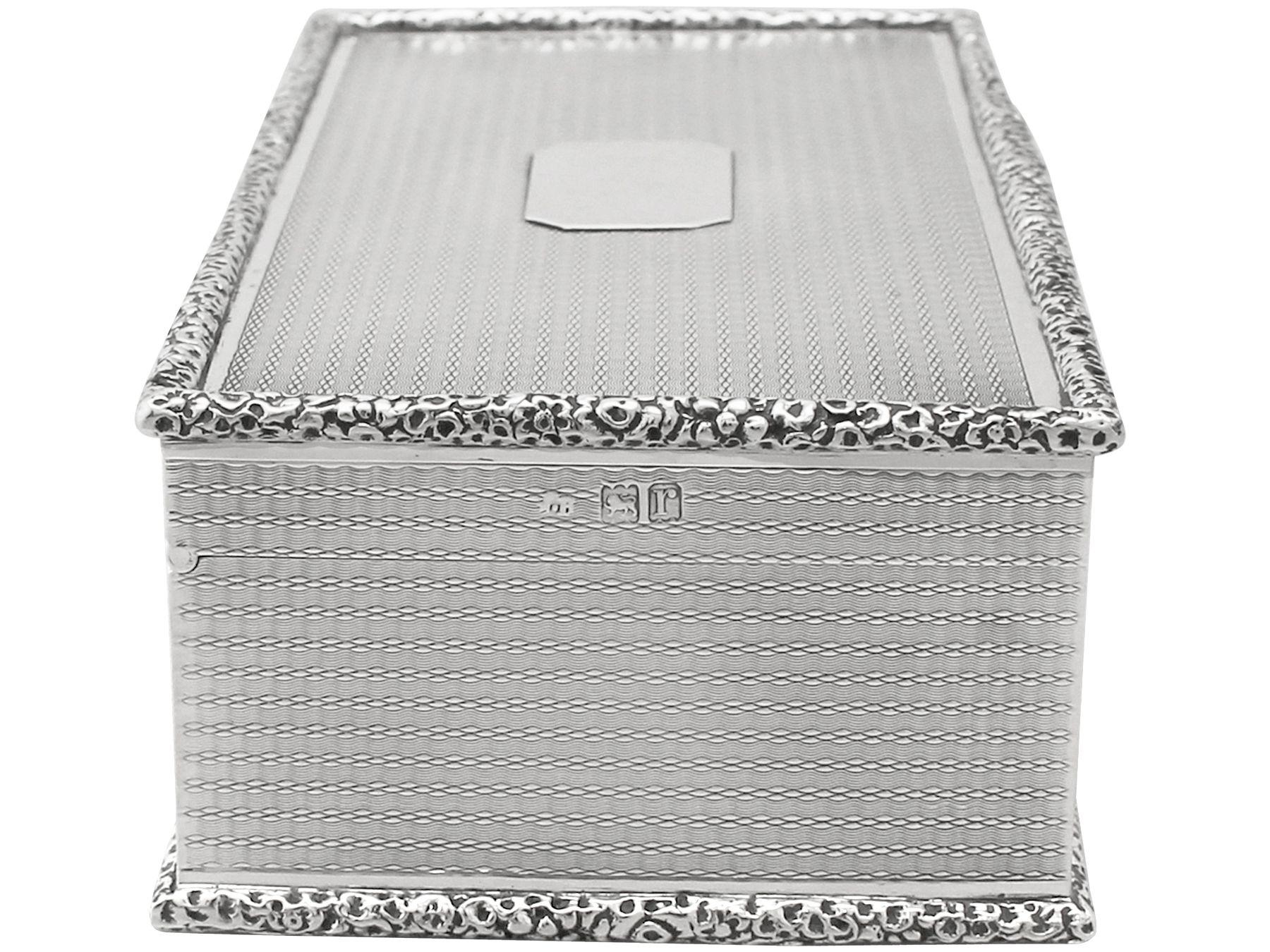 Hongrois Antique George V Sterling Silver Cigarette Box en vente