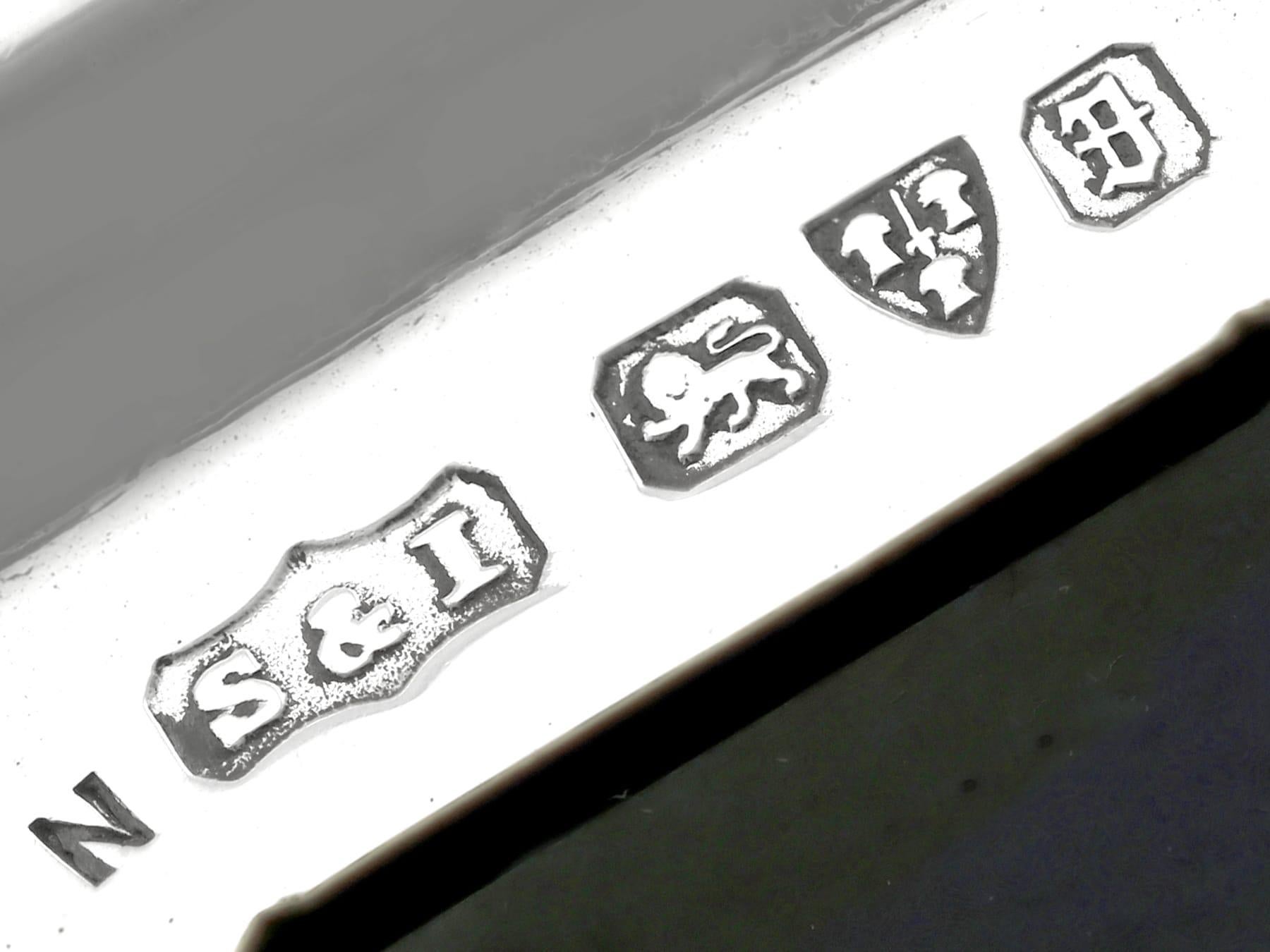 Antico set di condimenti in argento sterling di Giorgio V in vendita 8