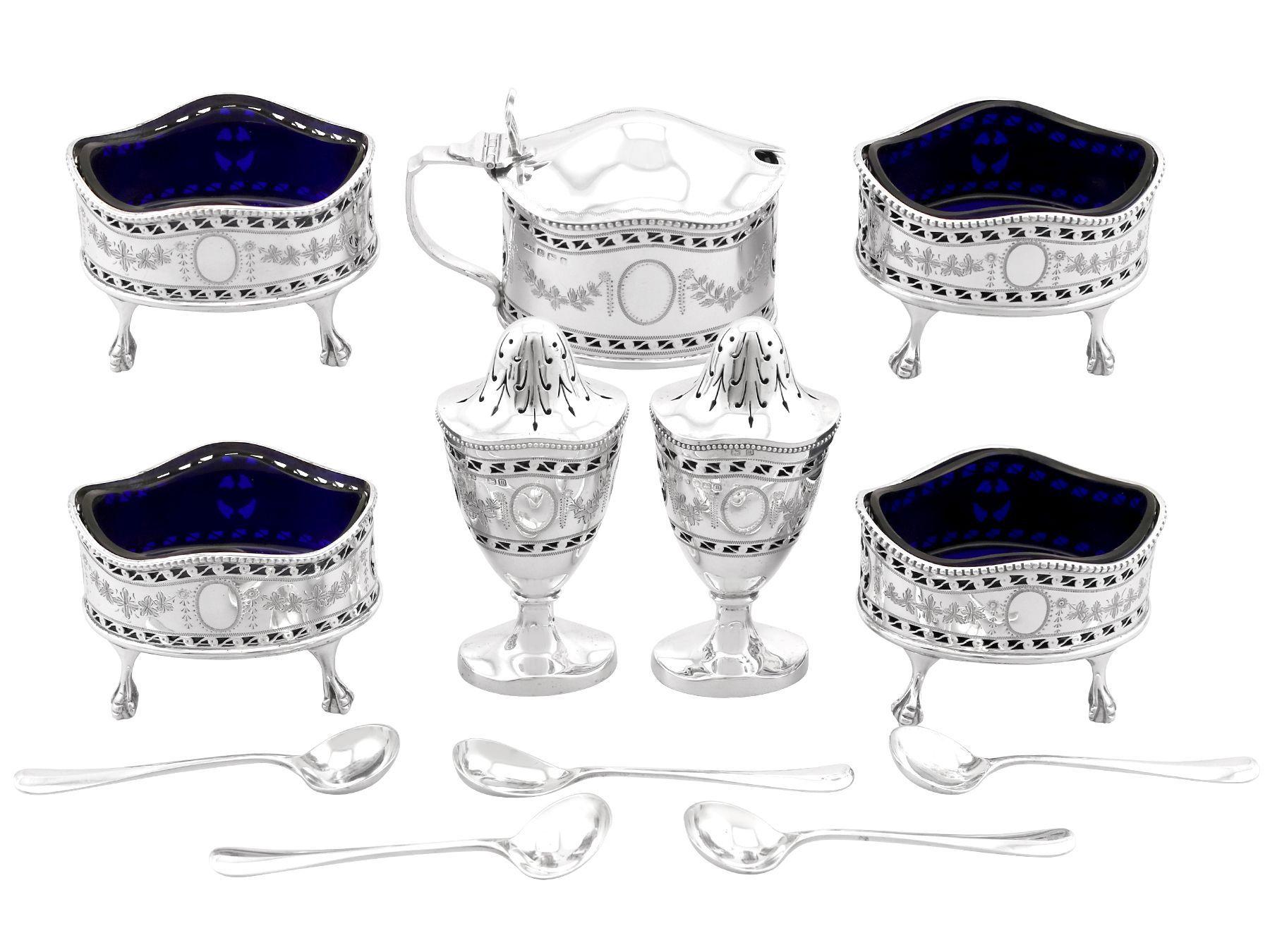 An exceptional, fine and impressive, large antique George V English sterling silver seven piece condiment / cruet set - boxed; an addition to our dining silverware collection

This exceptional antique George V seven piece boxed silver condiment