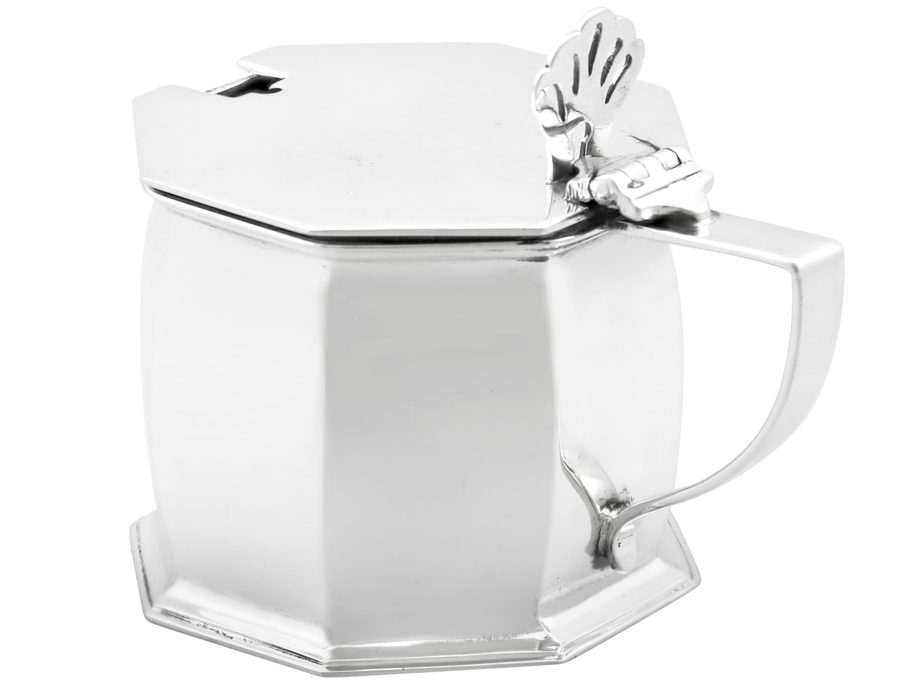 Metà XX secolo Antico set di condimenti in argento sterling di Giorgio V in vendita