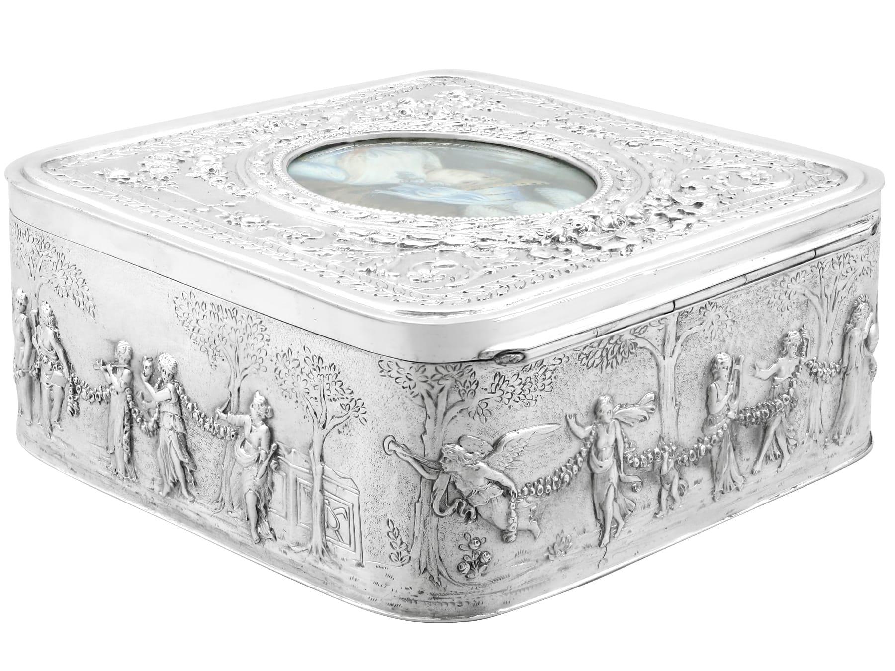 Inizio XX secolo Antica scatola da toeletta in argento sterling di Giorgio V (1910) in vendita