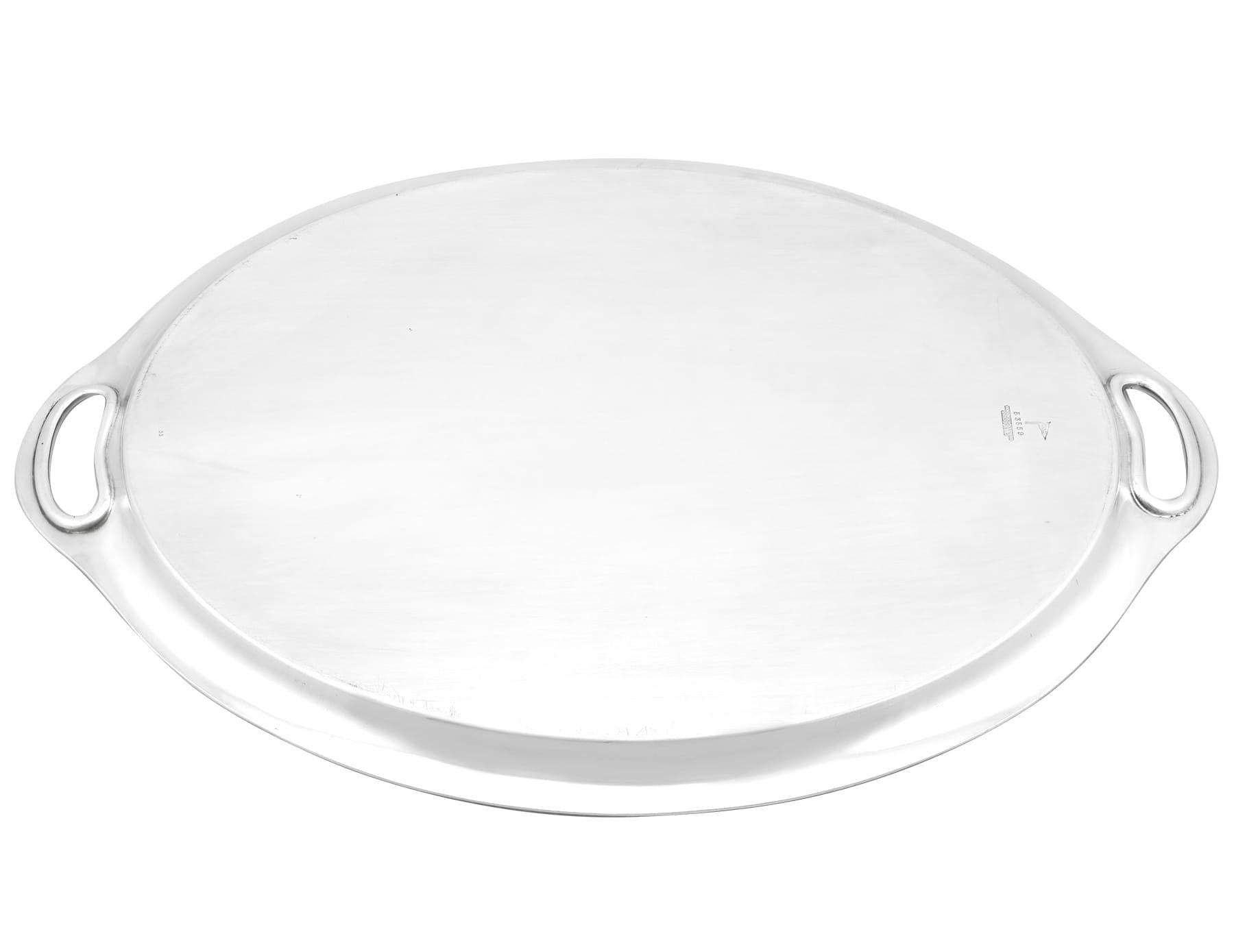 Bandeja para bebidas antigua de plata de ley de Jorge V (1931) en venta 2