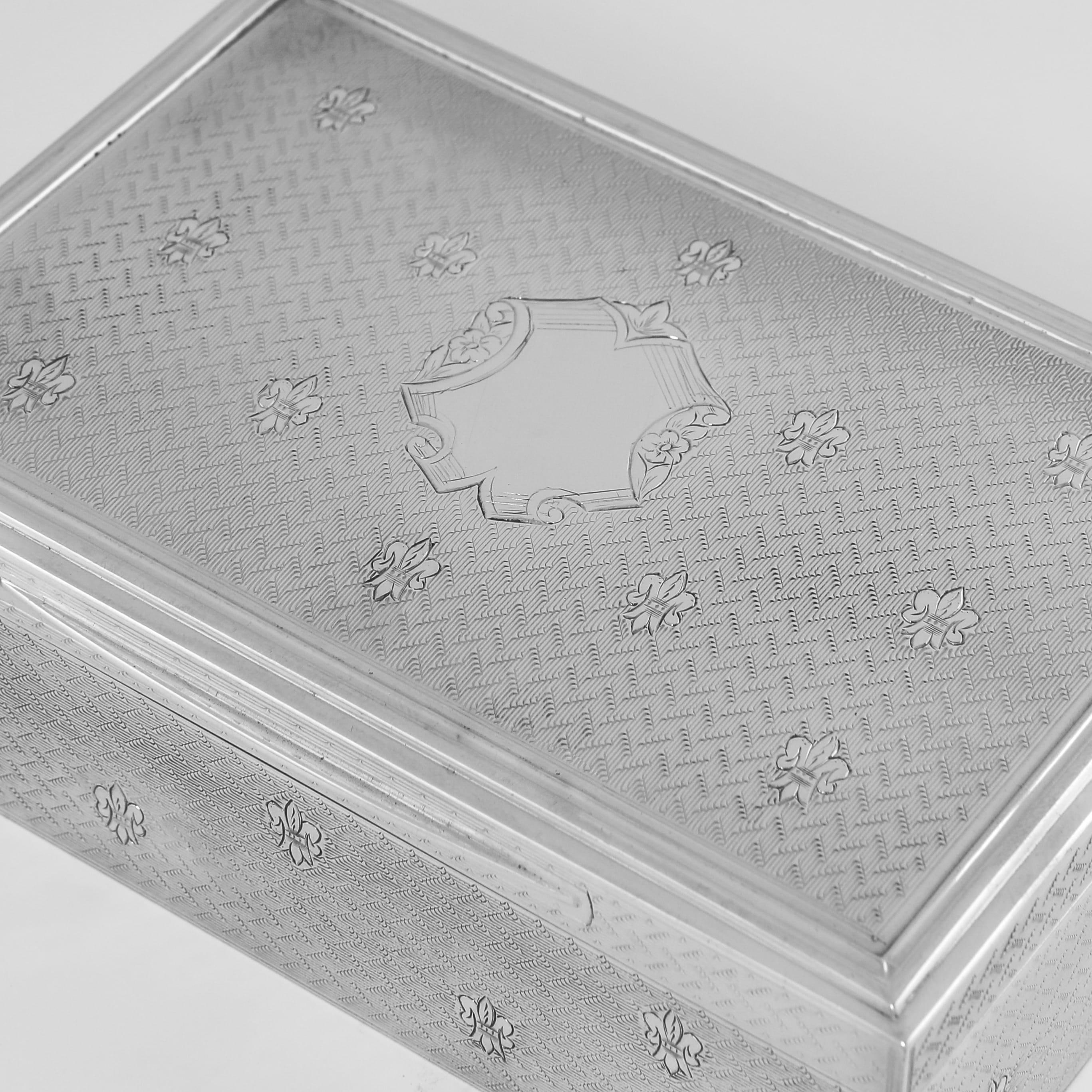 Antico cofanetto in argento sterling George V Engine Turned Box di Finnigans Ltd., 1913 In condizioni buone in vendita a London, London