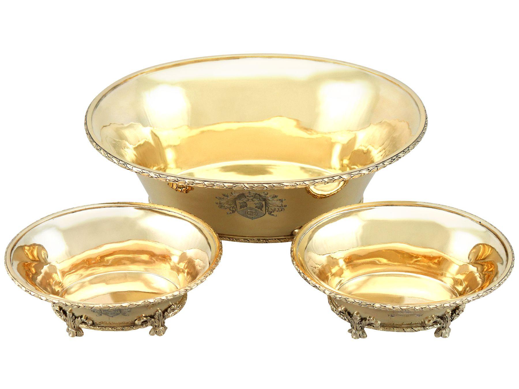 An exceptional, fine and impressive antique George V English sterling silver gilt suit of dishes made by William Comyns & Sons Ltd; an addition to our silverware collection

These exceptional antique Victorian sterling silver gilt dishes have an