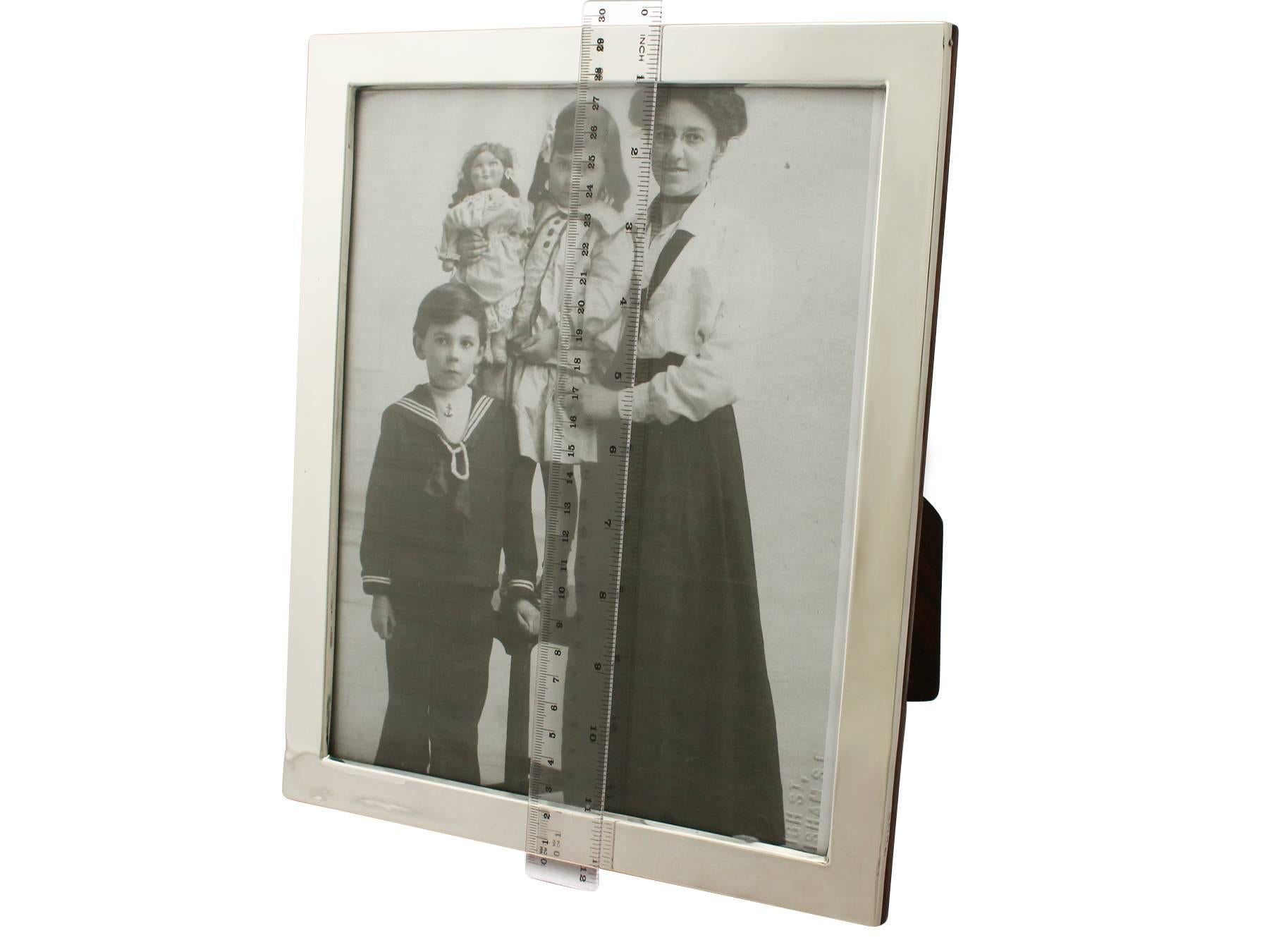 Antique George V Sterling Silver Photograph Frame 4