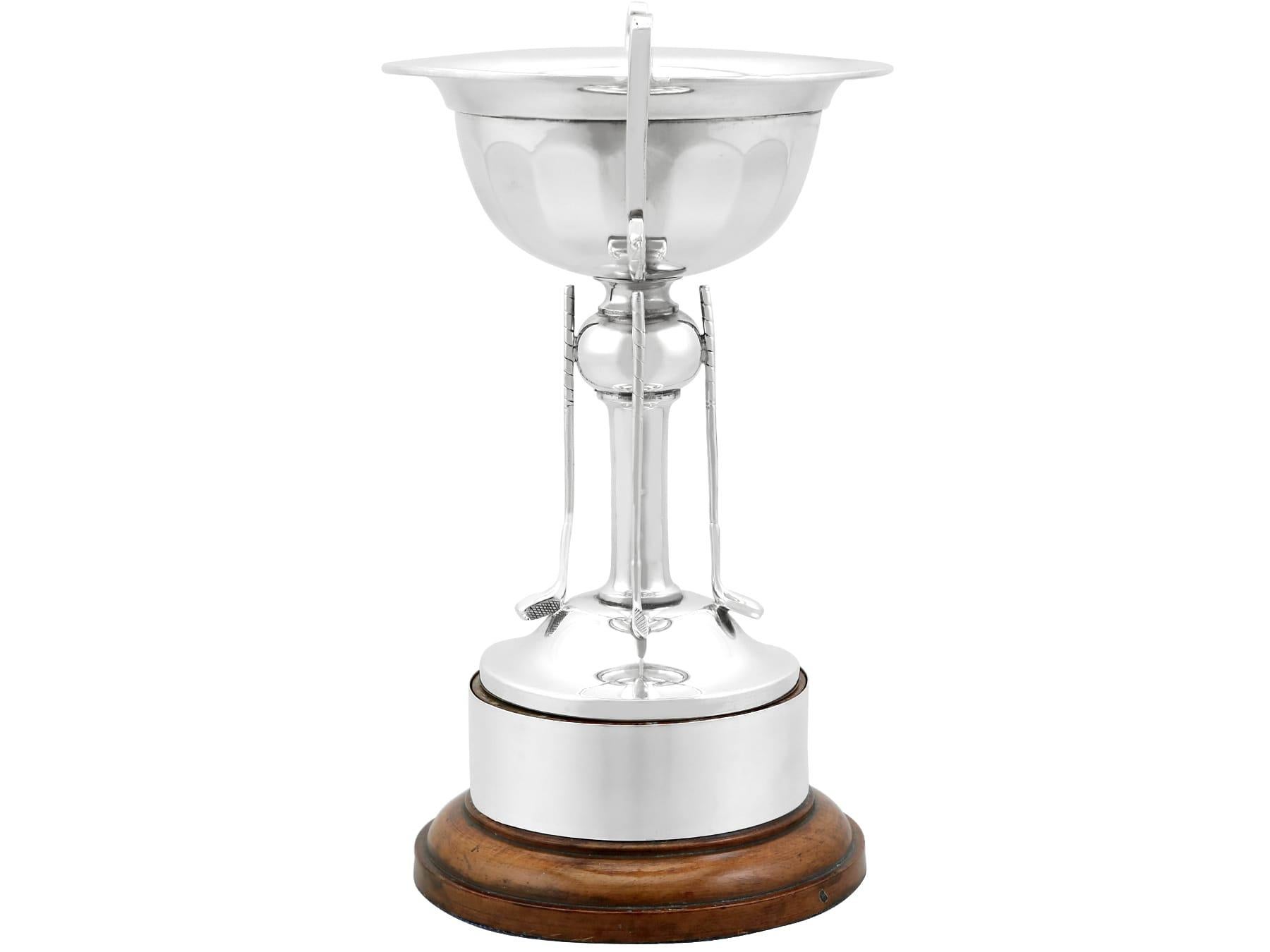 Embossed Antique George V Sterling Silver Presentation Golf Theme Trophy Cup For Sale