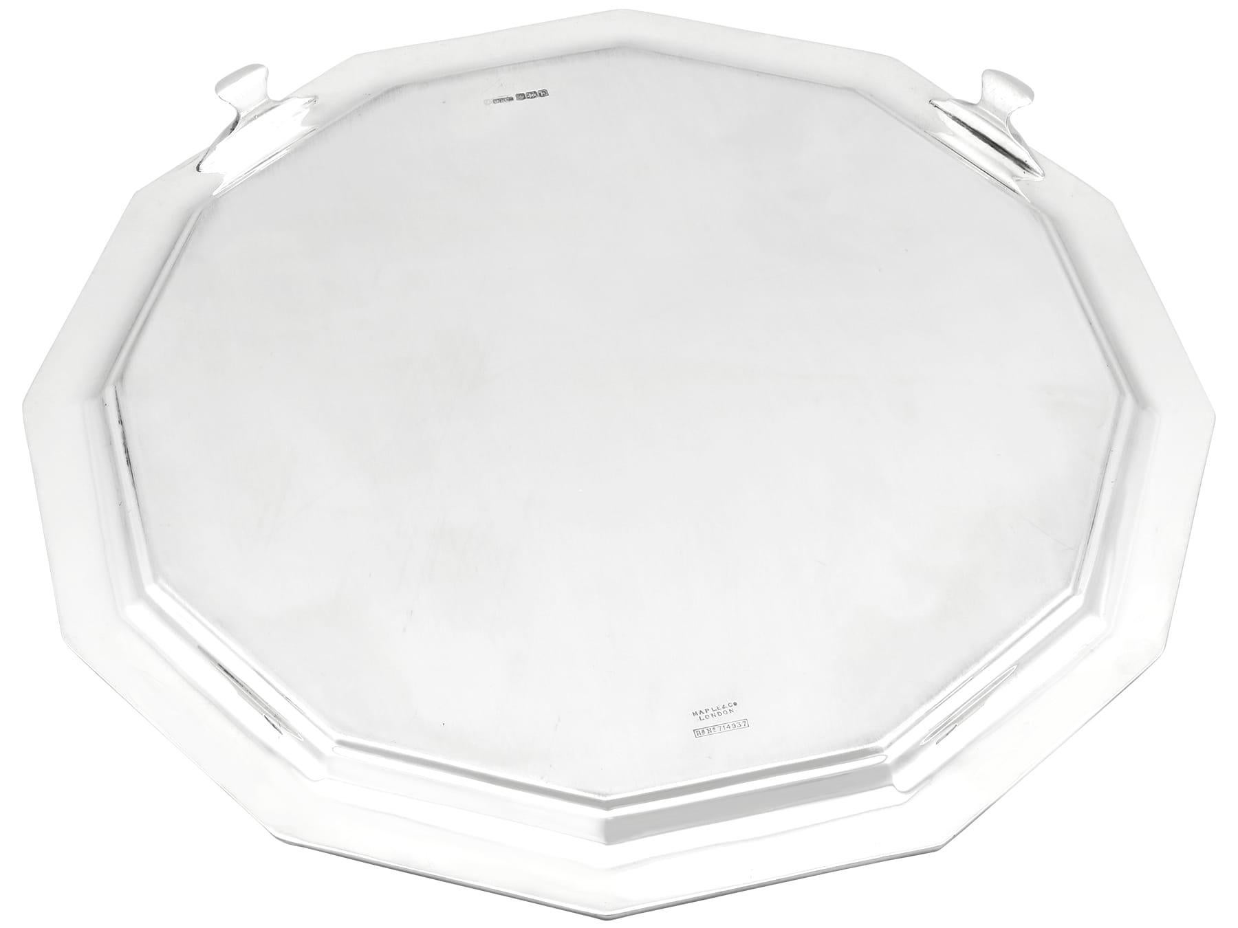 Antique George V Sterling Silver Salver (1925) For Sale 4