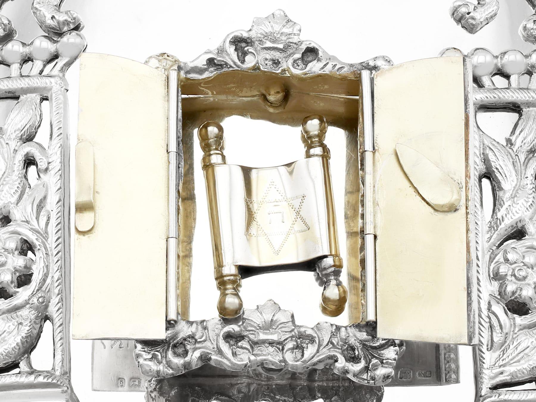British Antique George V Sterling Silver Torah Breastplate For Sale