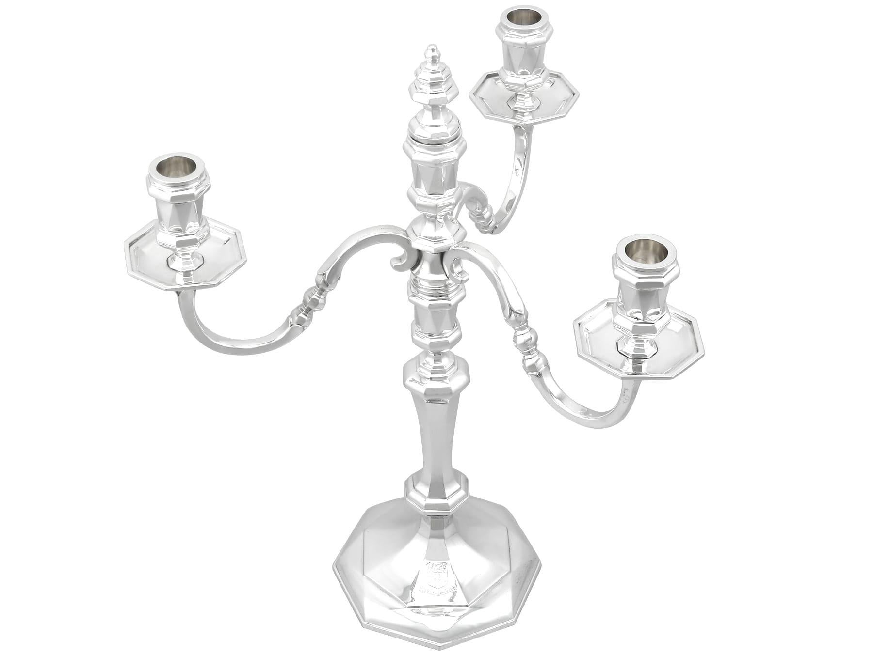 Antiguo candelabro y candeleros de plata de ley Jorge VI (1938) Inglés en venta