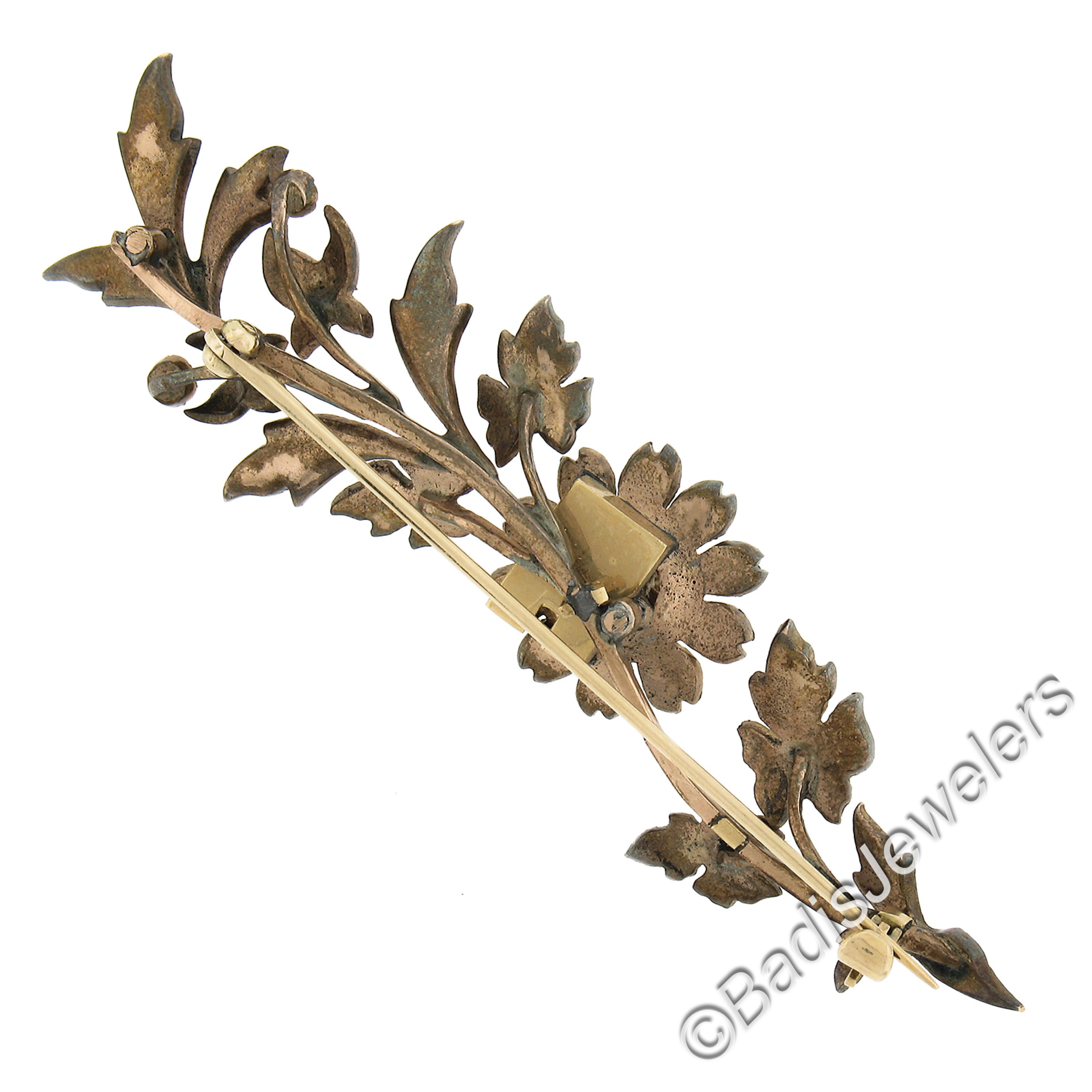 Broche géorgienne ancienne en or et argent 12k avec diamants et rubis, branche florale et vigne Bon état - En vente à Montclair, NJ